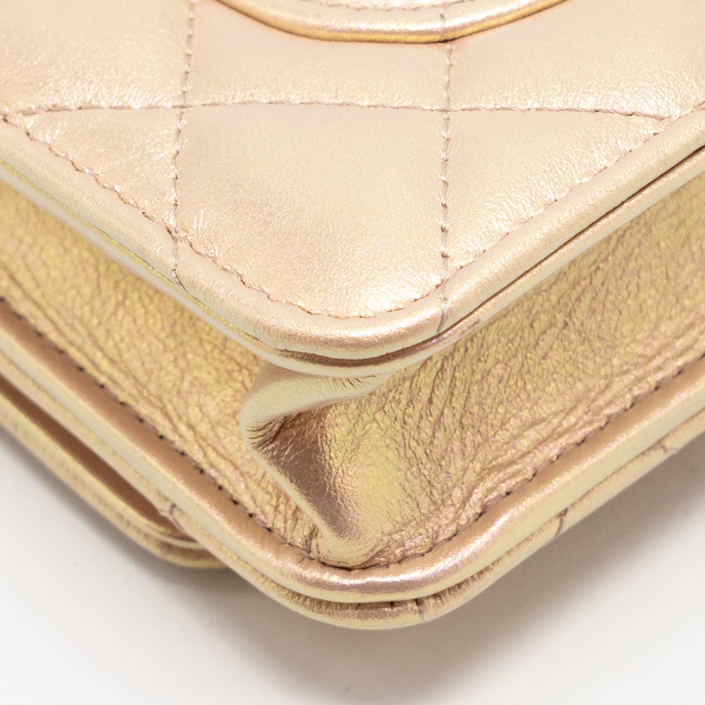 Chanel Classic Wallet on Chain Lambskin Iridescent Pink  (Microchip)