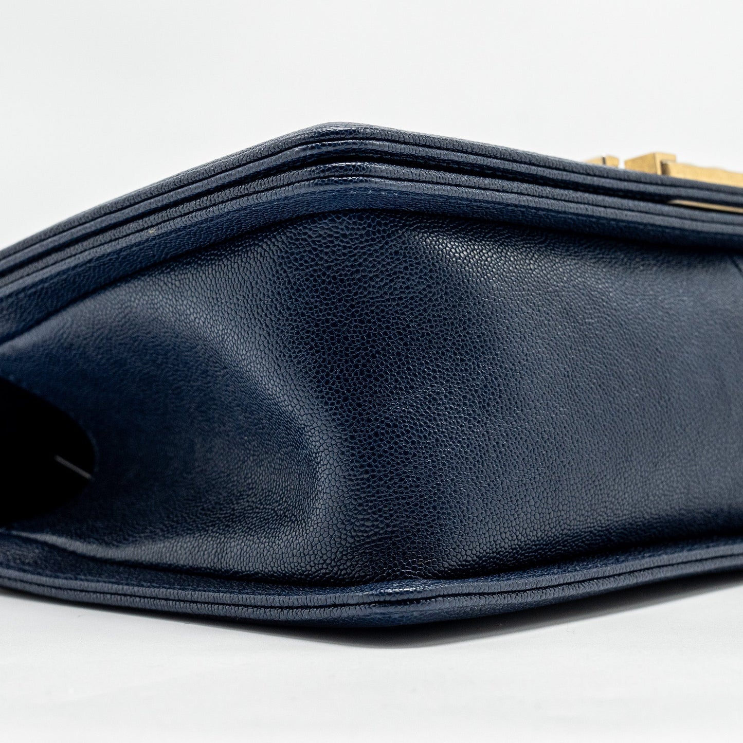 Chanel Medium boy bag caviar navy