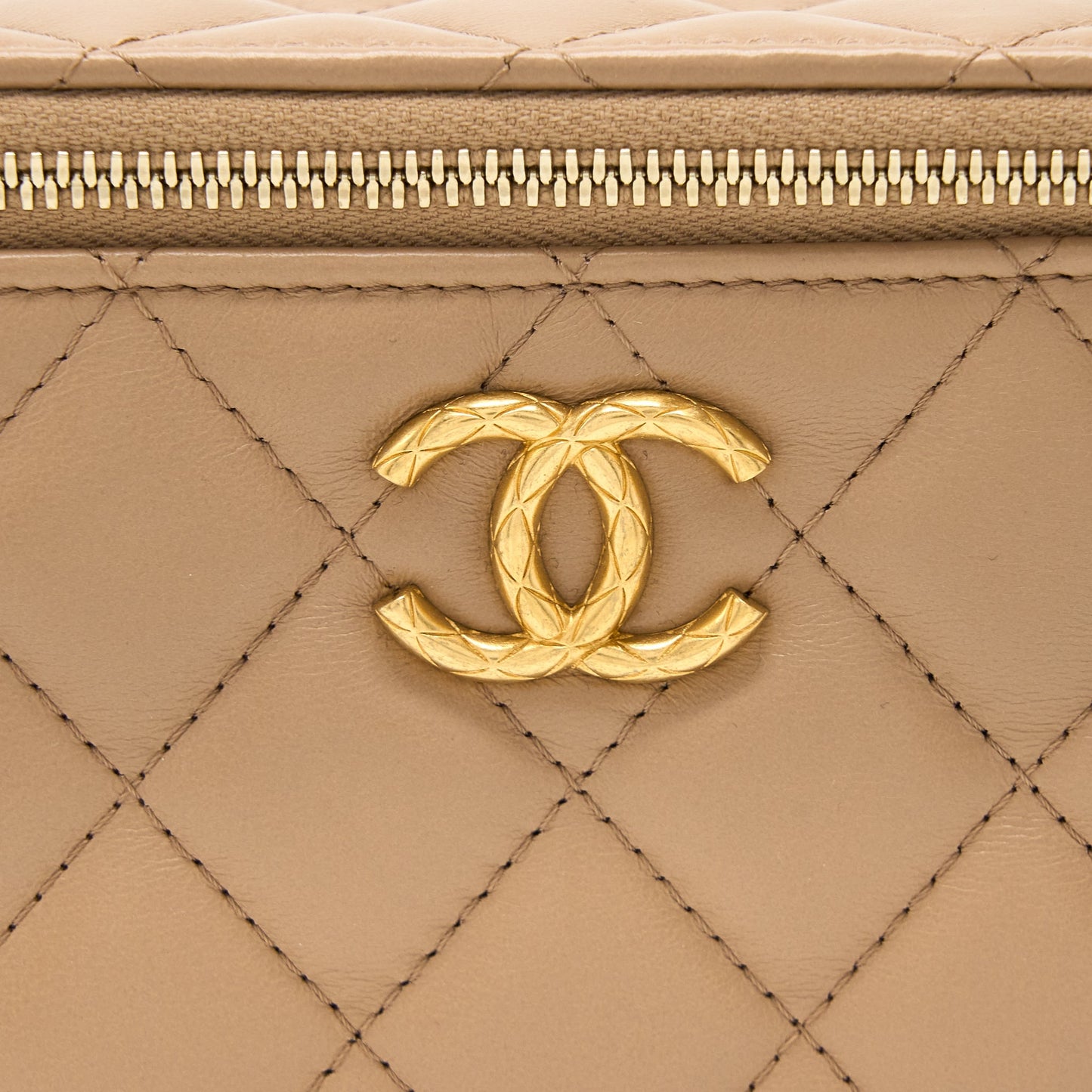 Chanel 22K Gold Pillar Adjustable Chain Long Vanity Lambskin Beige Brushed  (Microchip)