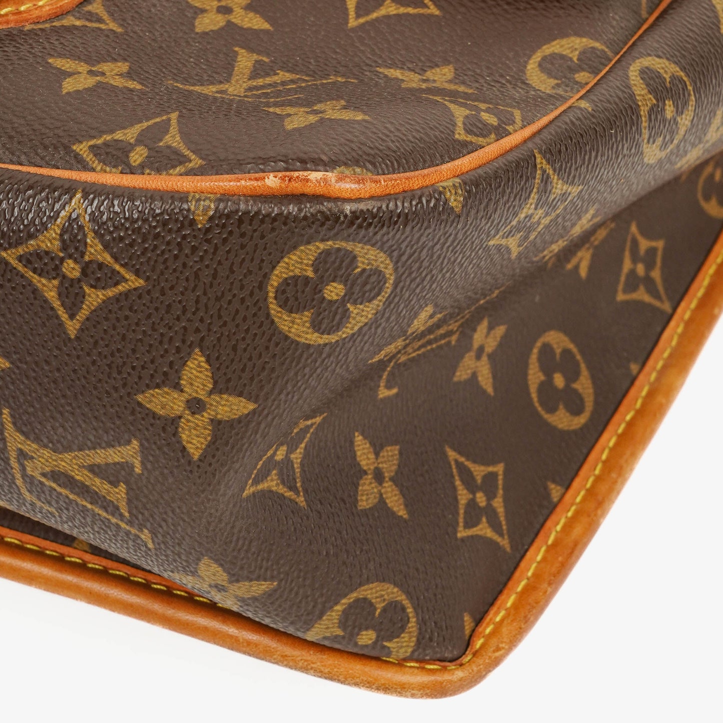 Louis Vuitton Sac Gibeciere GM Monogram Canvas Shoulder Bag