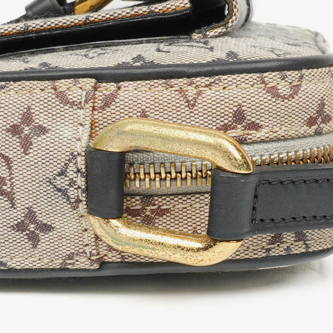Louis Vuitton Juliette in Monogram Mini Lin Navy/Multicolour Crossbody Bag