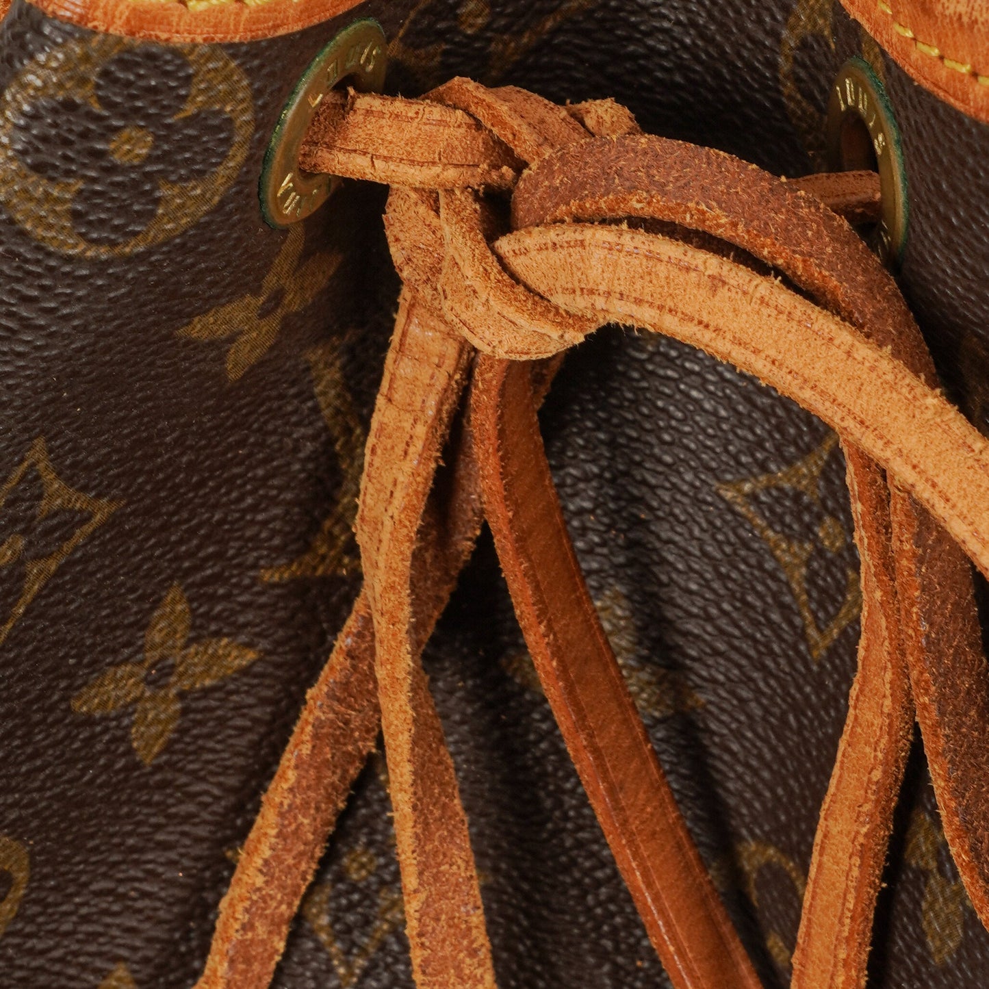 Louis Vuitton Noe Grande GM Monogram Canvas Shoulder Bag