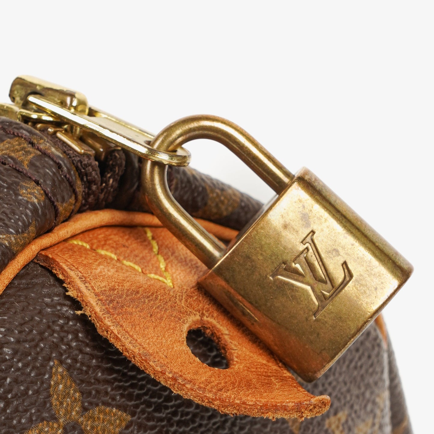 Louis Vuitton  25 Monogram Canvas Handbag