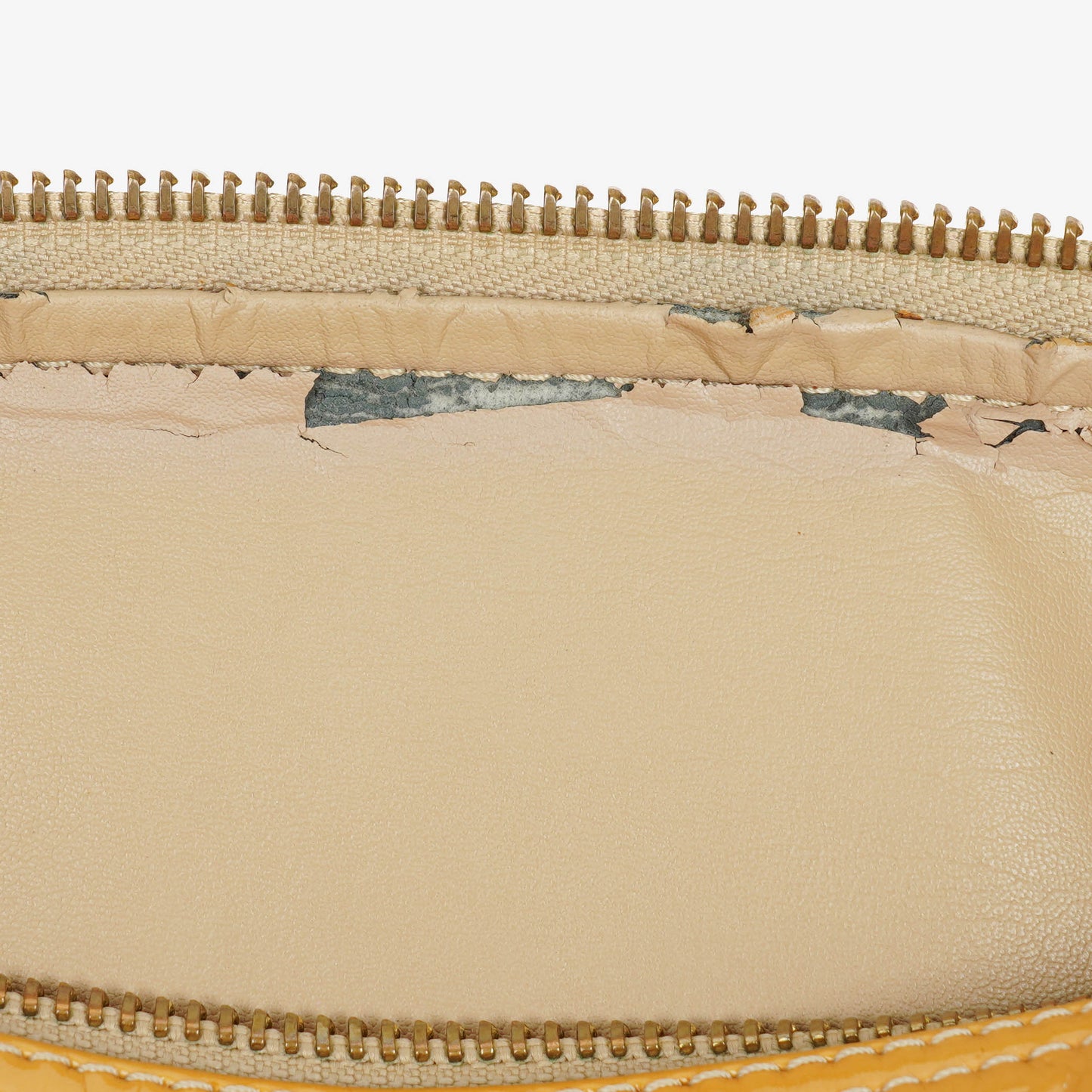 Louis Vuitton Papillon 30 Bedford Monogram Vernis Leather Bag