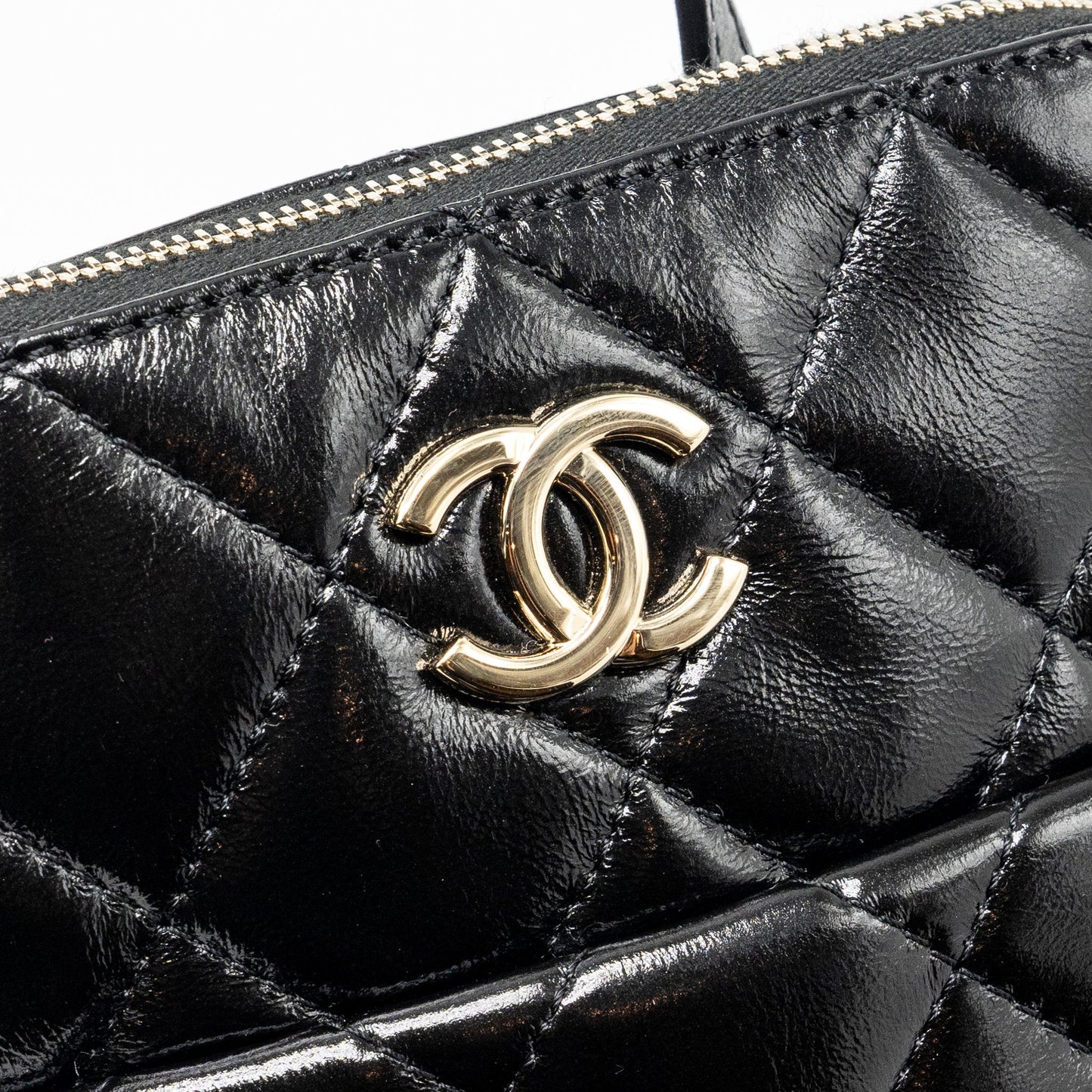 Chanel 22A Mini Backpack Patent Black L (microchip)