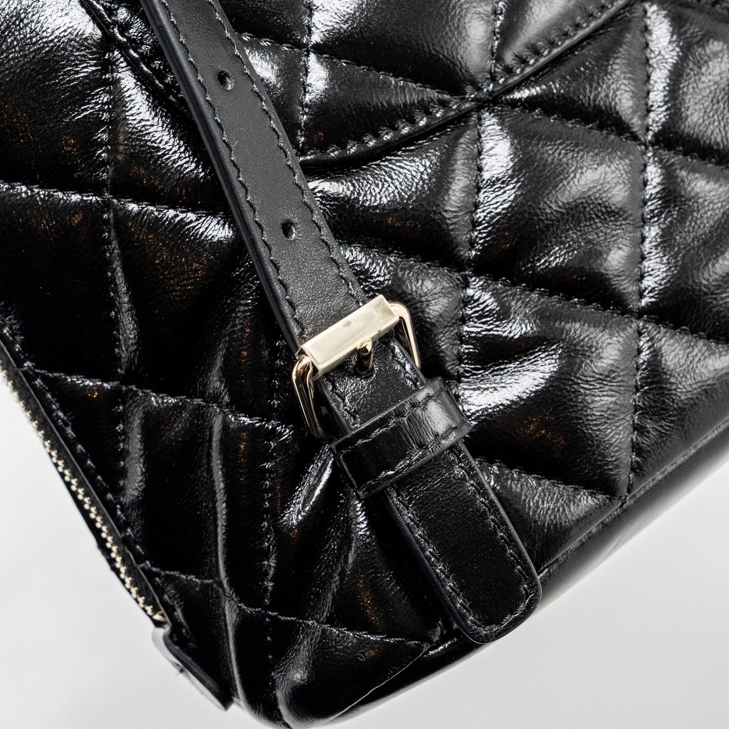 Chanel 22A Mini Backpack Patent Black L (microchip)