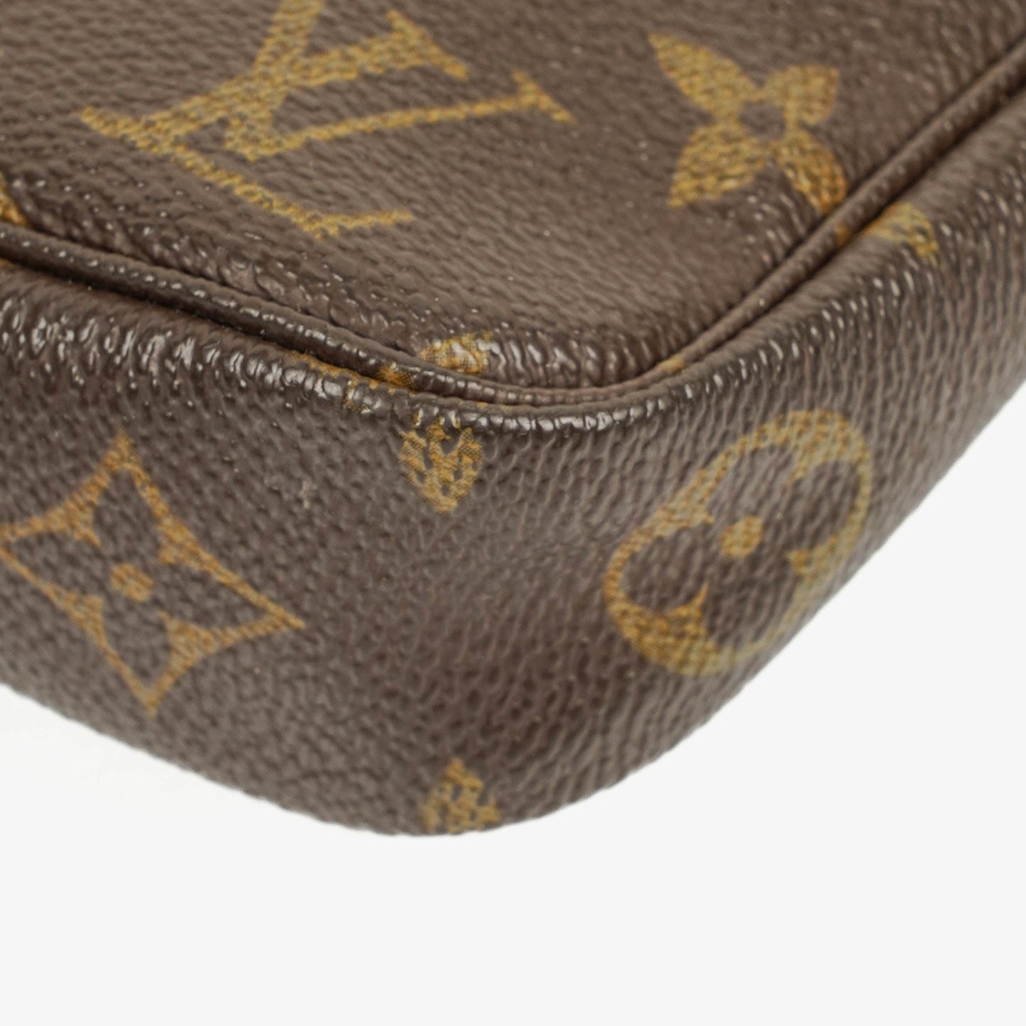 Louis Vuitton Pochette Accessoires Monogram Canvas Clutch Handbag
