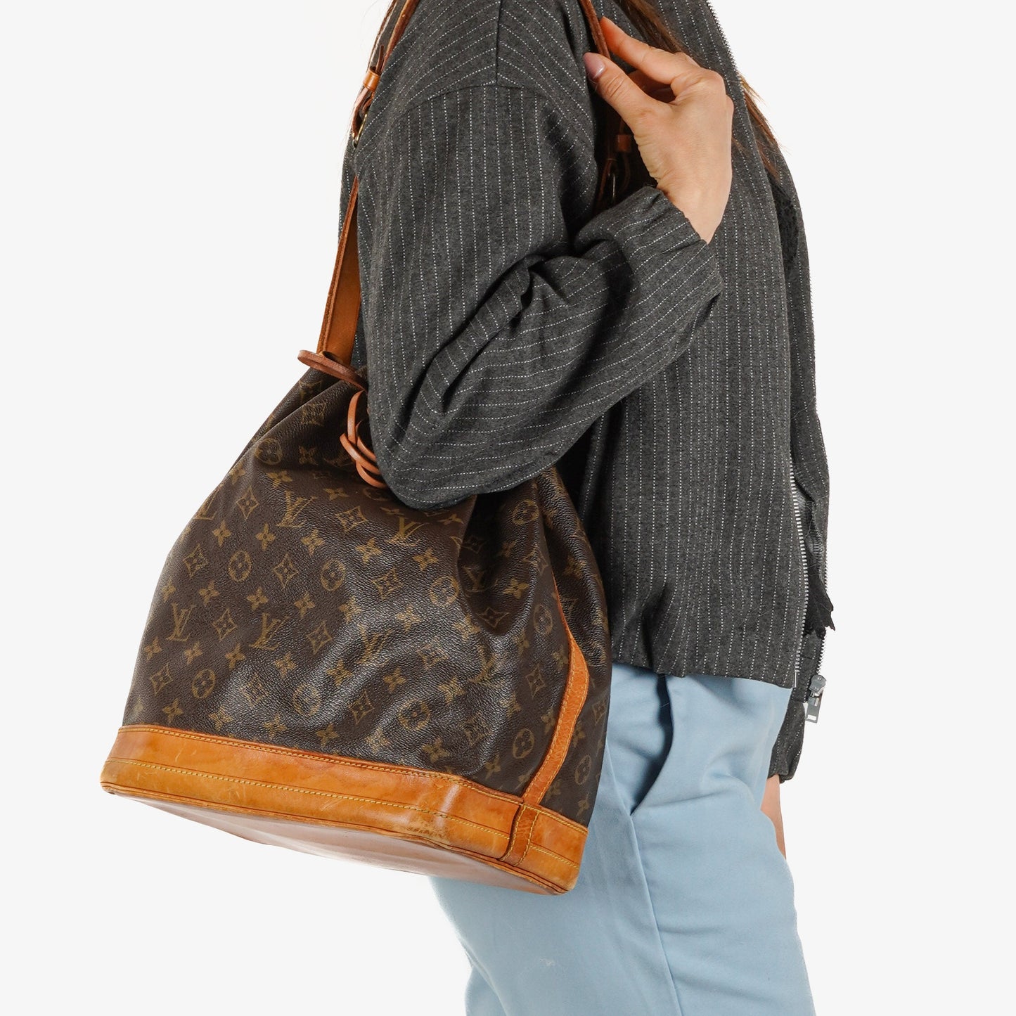 Louis Vuitton Noe Grande GM Monogram Canvas Shoulder Bag