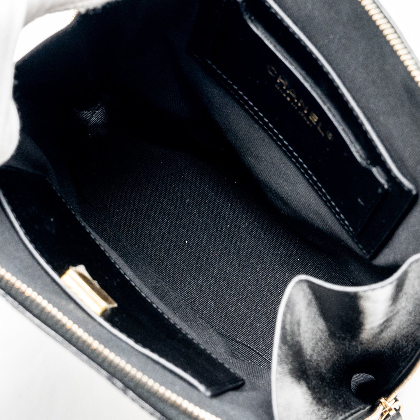 Chanel 22A Mini Backpack Patent Black L (microchip)