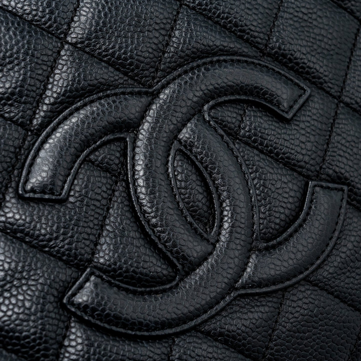 Chanel CC logo small shopping tote bag caviar black