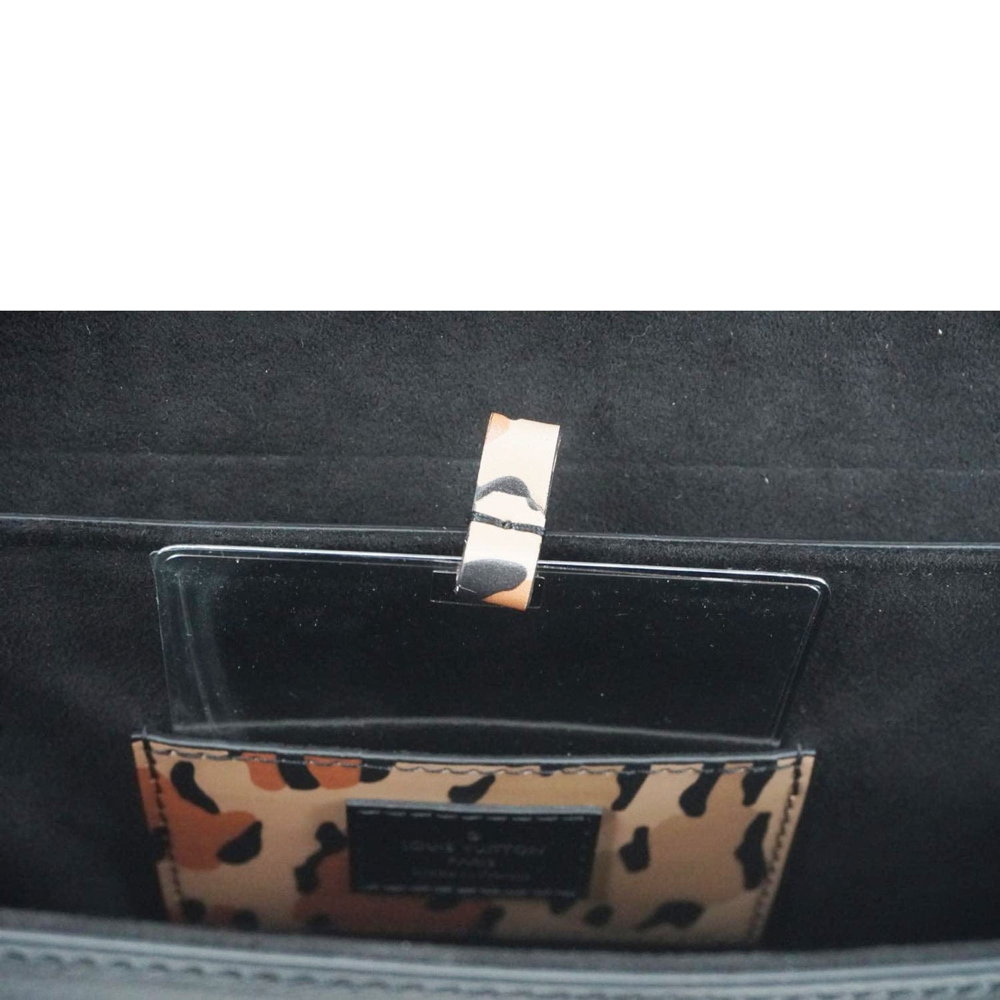 LOUIS VUITTON Twist Leopard Wild Printed Leather Crossbody Bag Multicolor