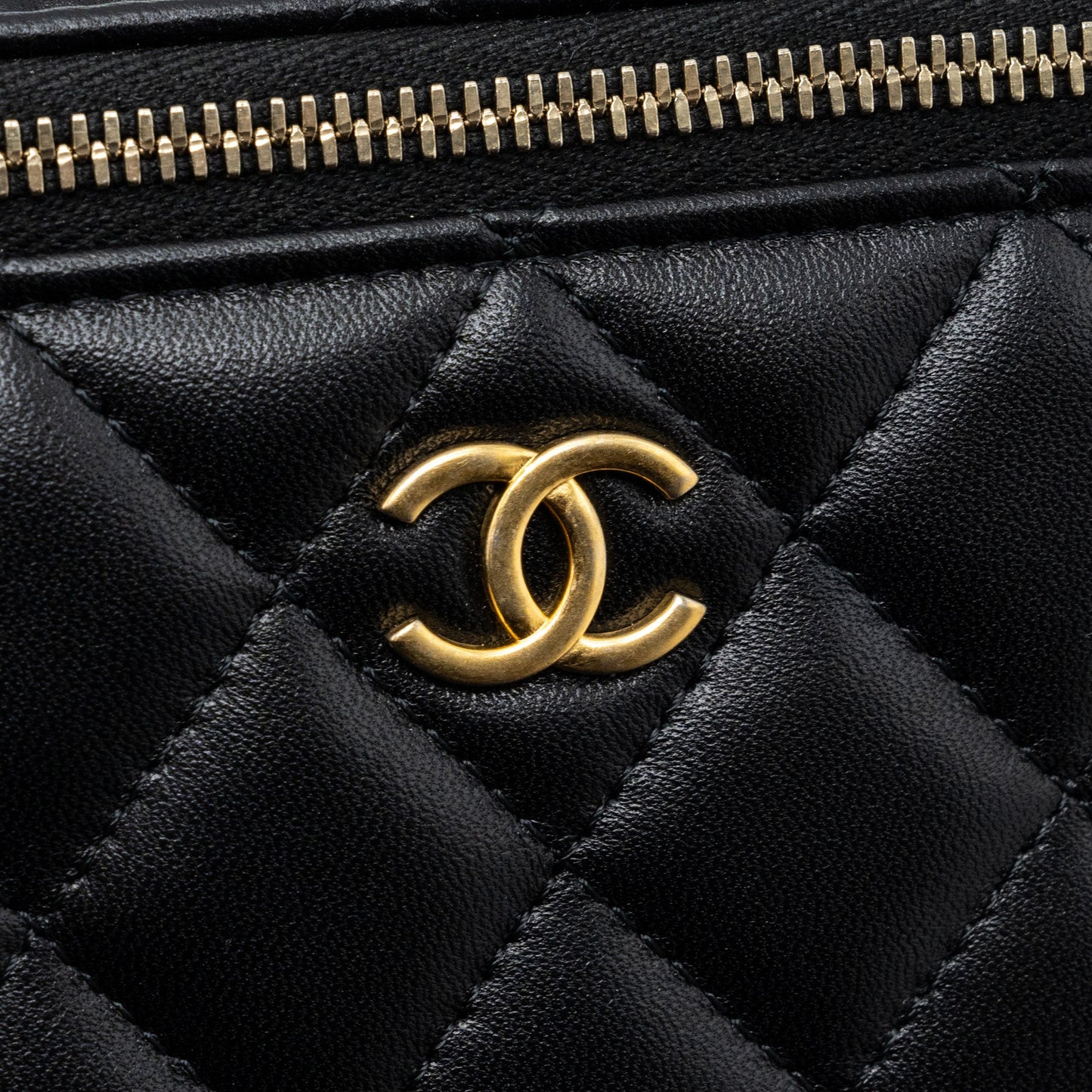 Chanel Top Handle Long Vanity With Chain Lambskin Black (Microchip)