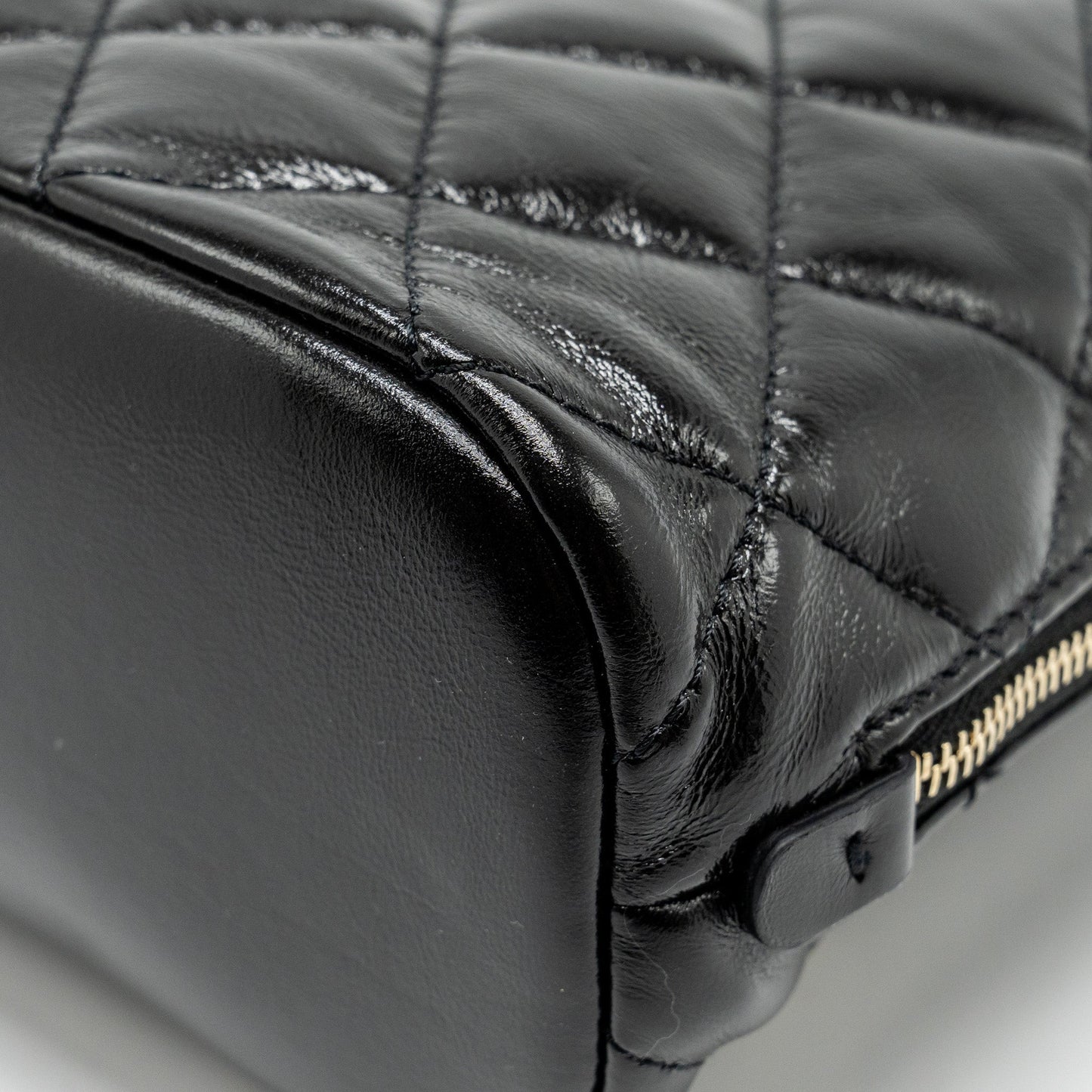 Chanel 22A Mini Backpack Patent Black L (microchip)