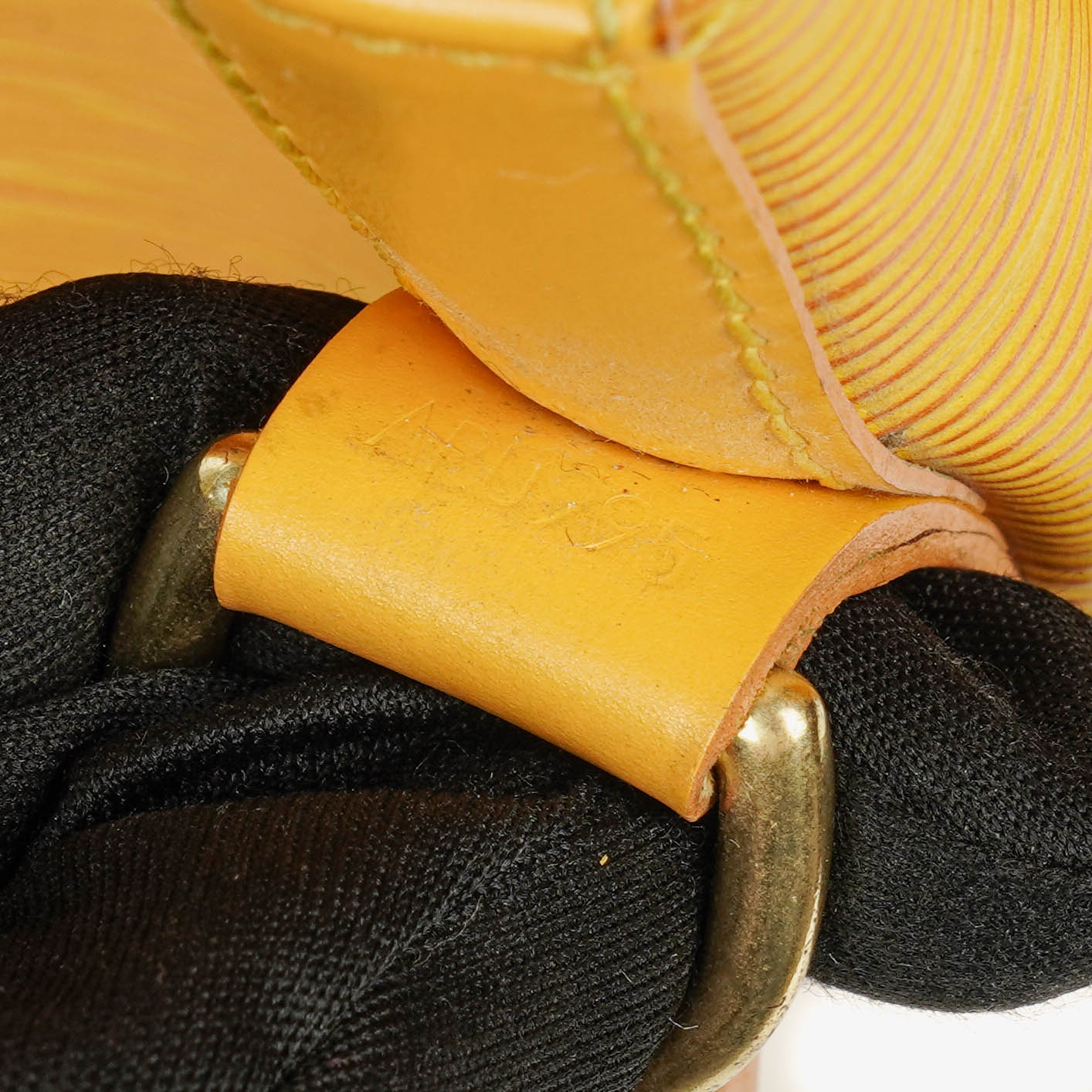 Louis Vuitton Noe Grande GM Yellow Epi Leather Shoulder Bag