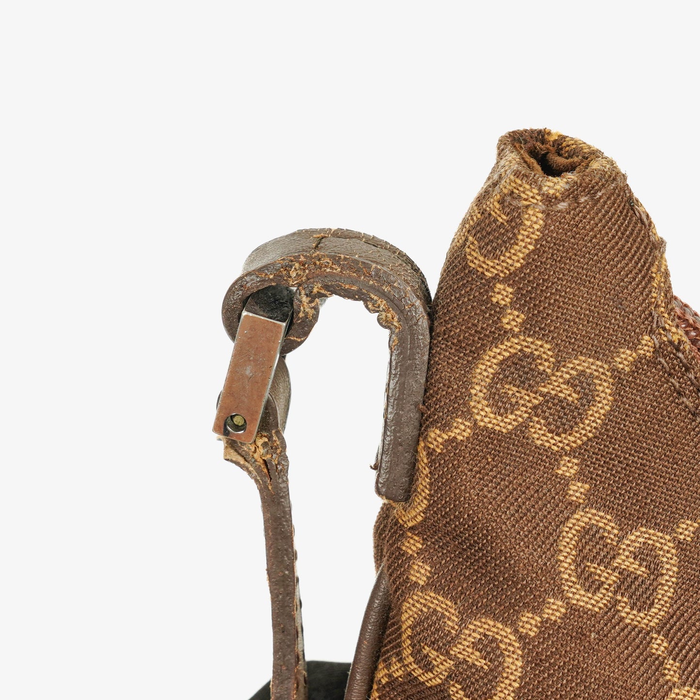 Gucci GG Canvas Pochette