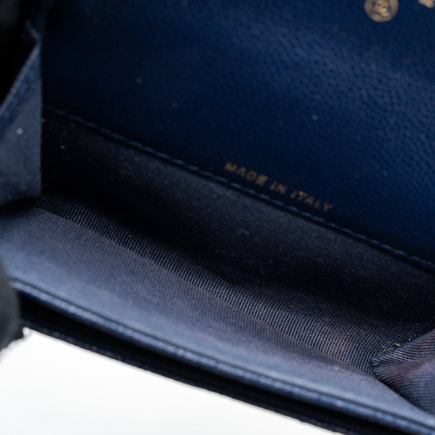 Chanel detailed giant logo Card holder caviar dark blue L