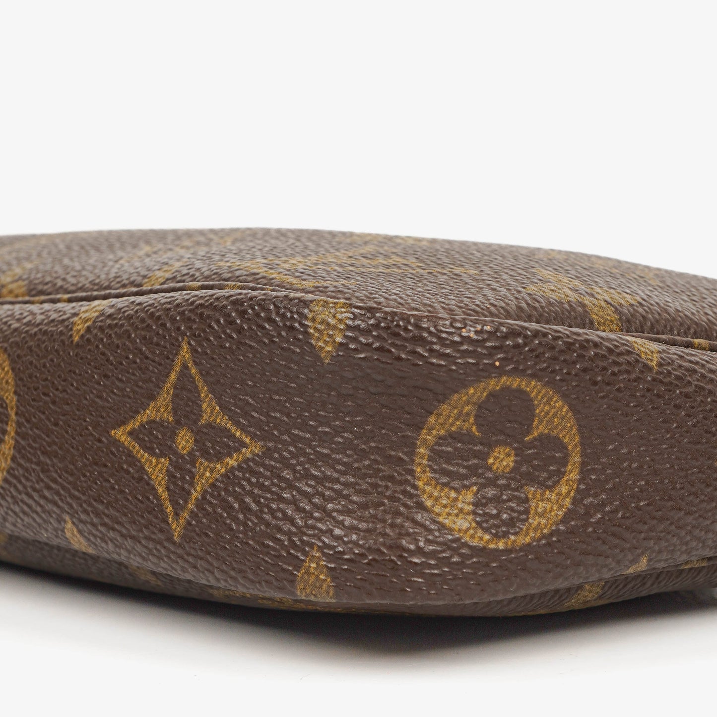 Louis Vuitton Pochette Accessoires Monogram Canvas Clutch Handbag