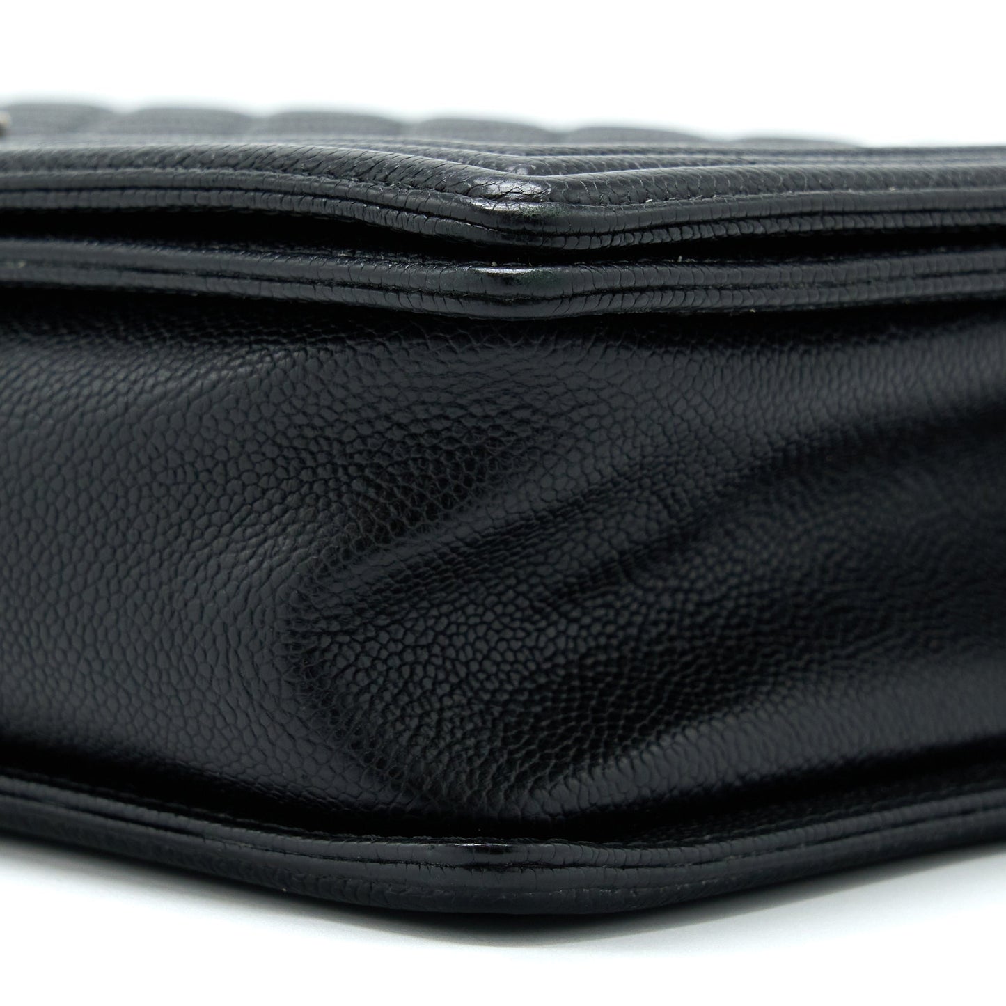Chanel New Medium 28cm Boy Bag Caviar Black Ruthenium