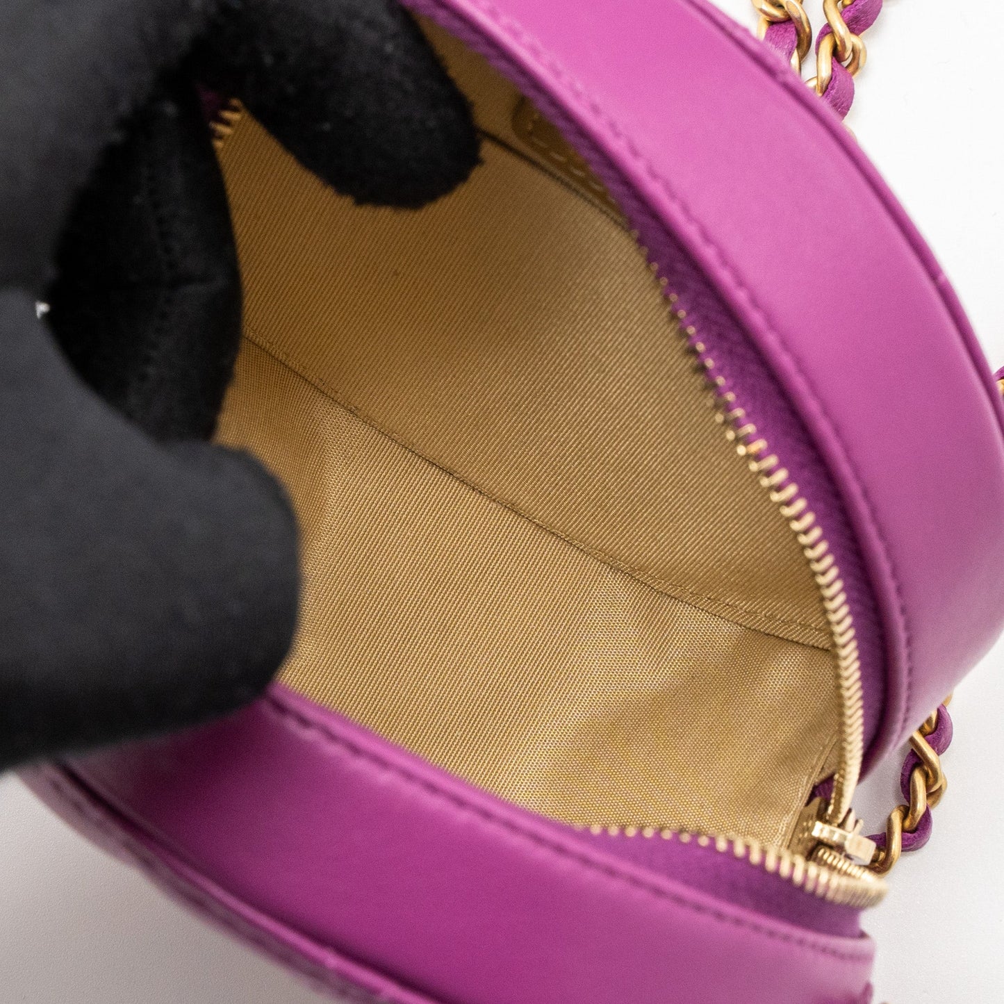 Chanel pearl crush mini round clutch with chain Lambskin purple