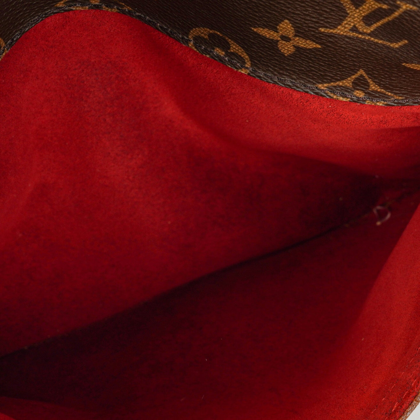 Louis Vuitton Coussin GM  Monogram Canvas Shoulder Bag