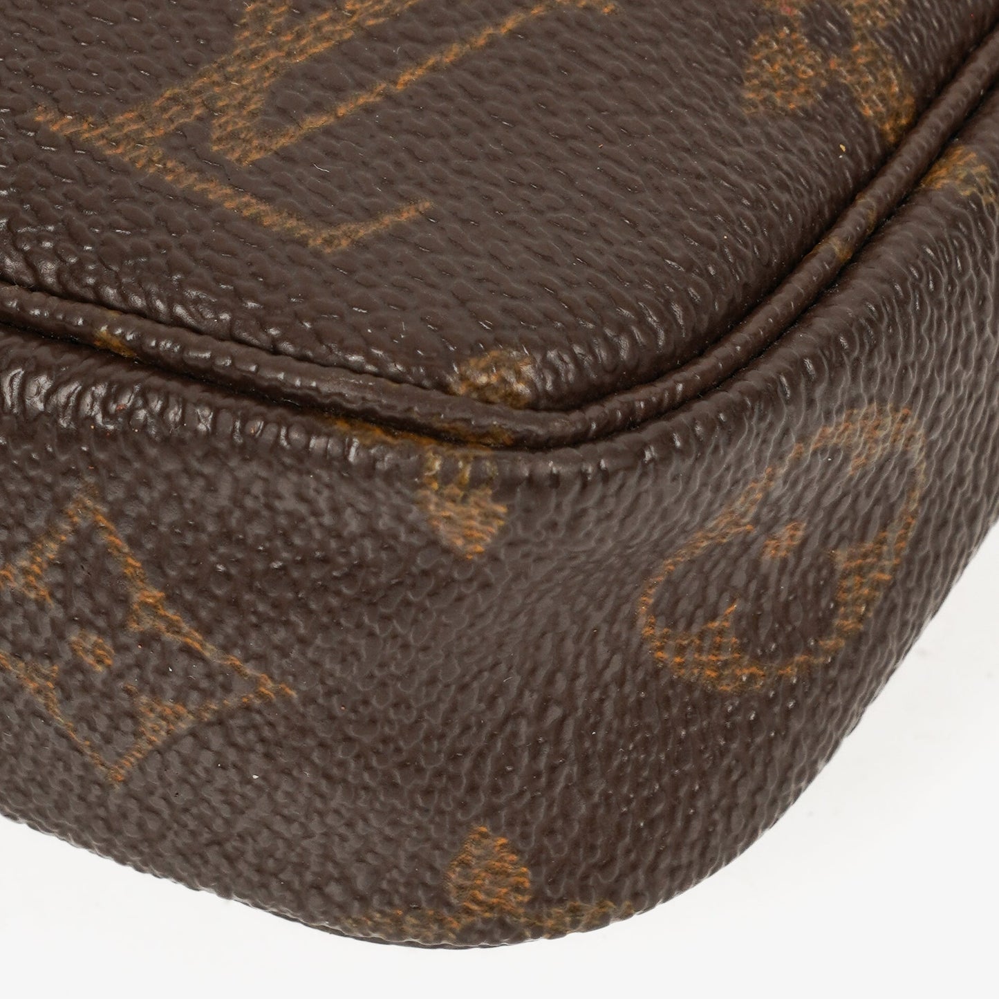 Louis Vuitton Pochette Accessoires Monogram Canvas Clutch Handbag