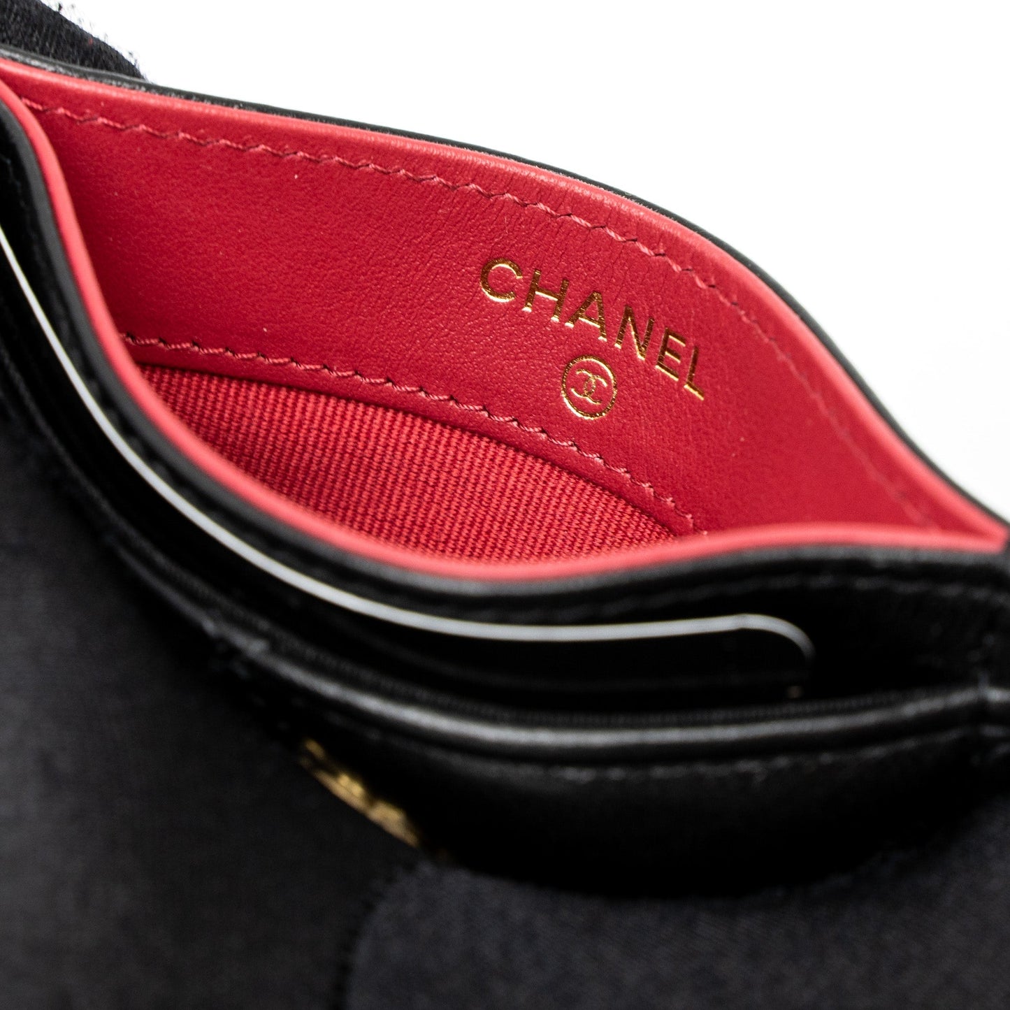 Chanel 19 Card Holder Lambskin Black/Pink  (Microchip)