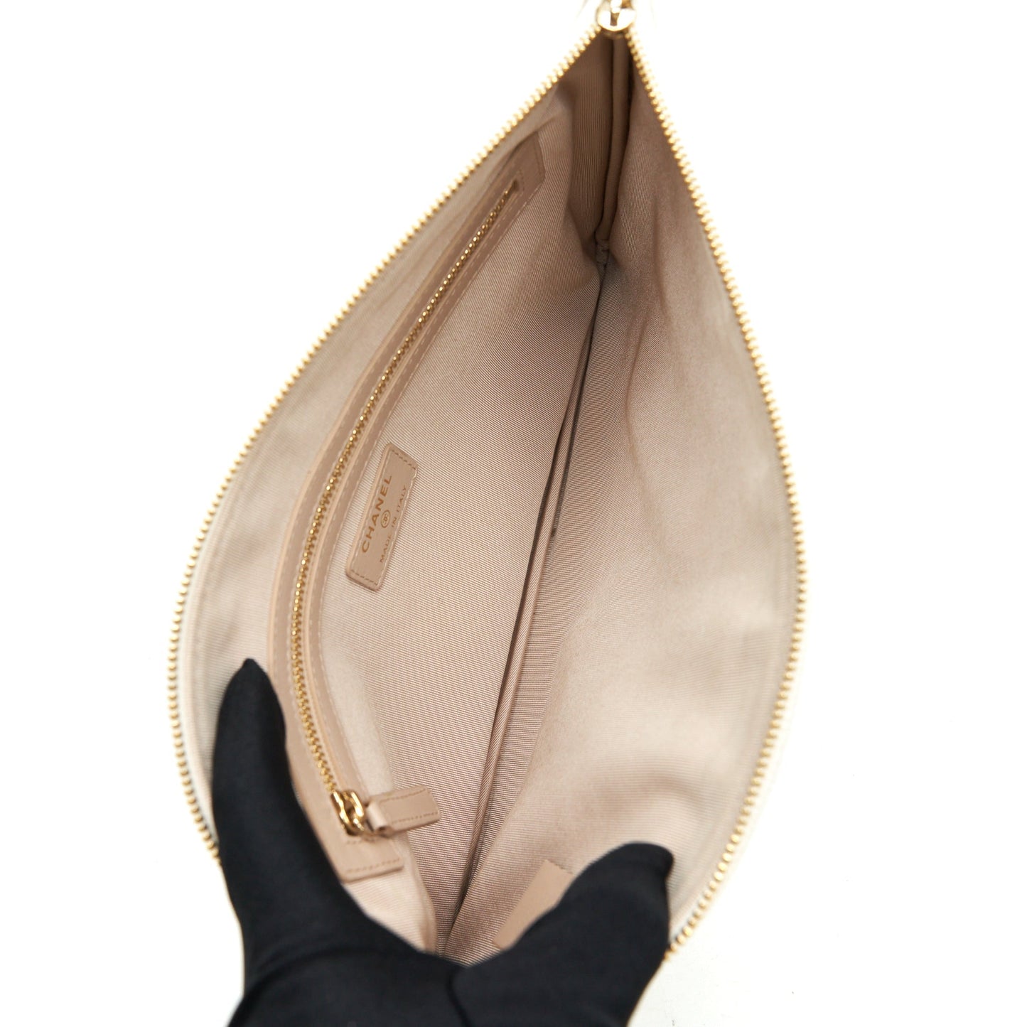 Chanel Seasonal Zippy Pouch Caviar White