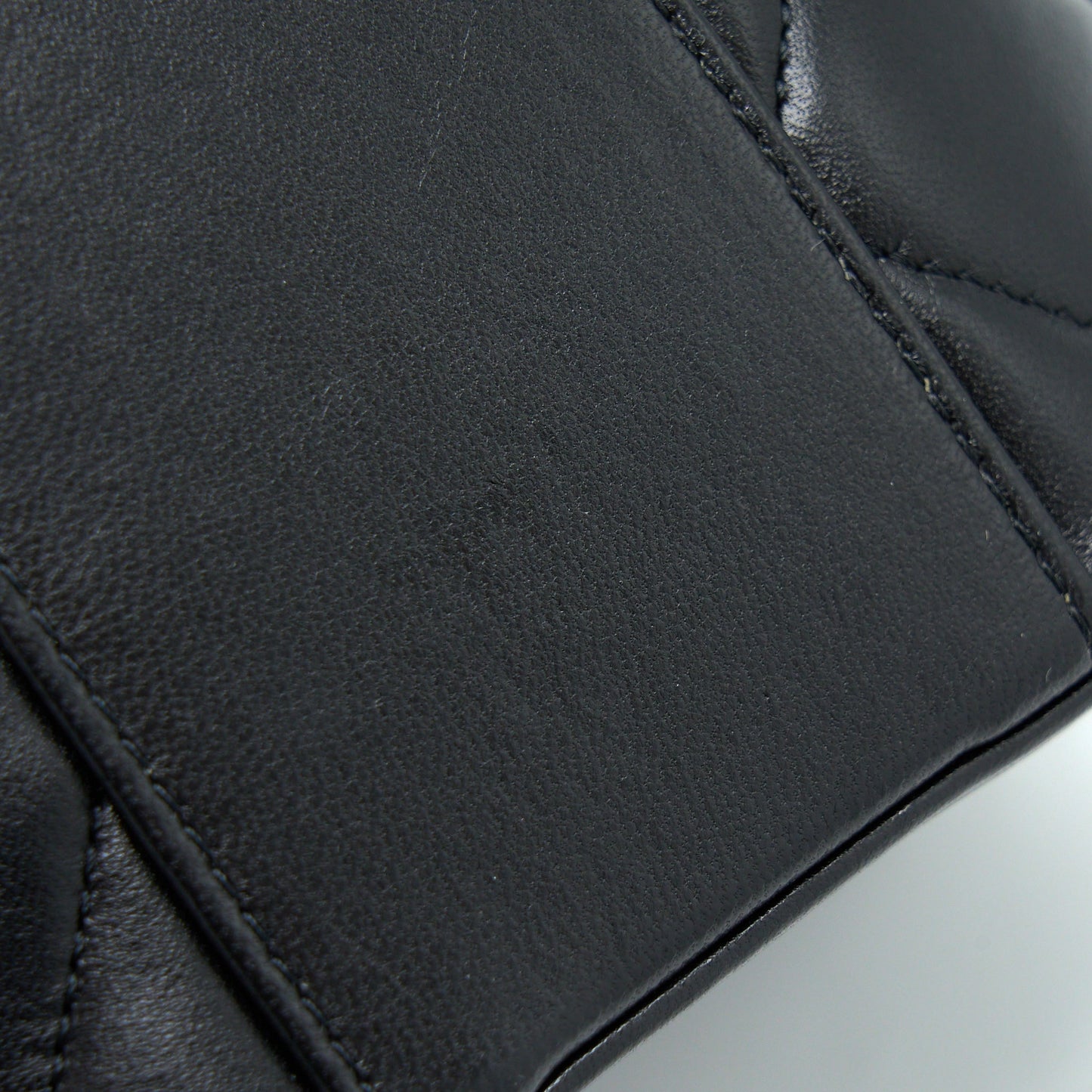 Chanel Trendy Vanity Case Lambskin Black L (Microchip)