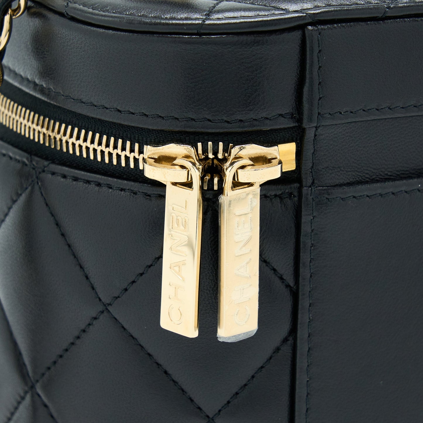 Chanel Trendy Vanity Case Lambskin Black L (Microchip)