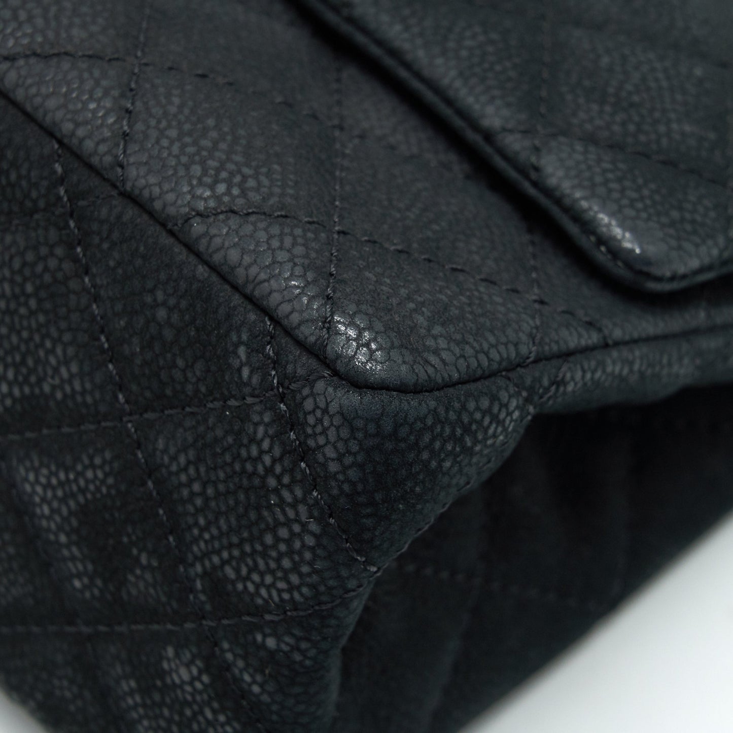 CHANEL 2.55 226 REISSUE BAG IN CAVIAR BLACK