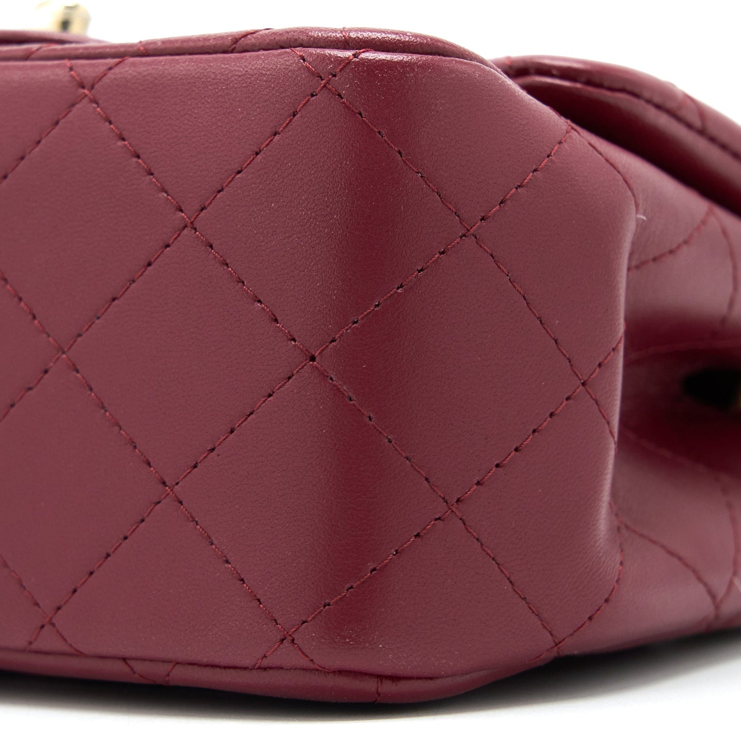 Chanel 22A Mini Square Flap Bag Lambskin Burgundy L (Microchip)