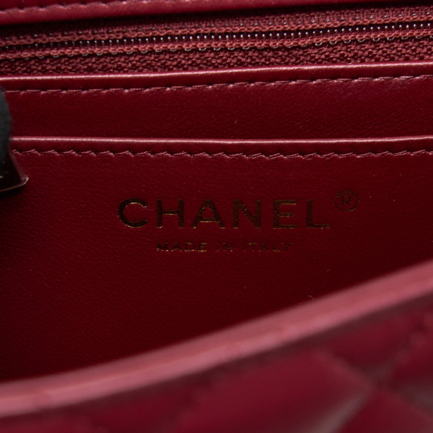 Chanel 22A Mini Square Flap Bag Lambskin Burgundy L (Microchip)
