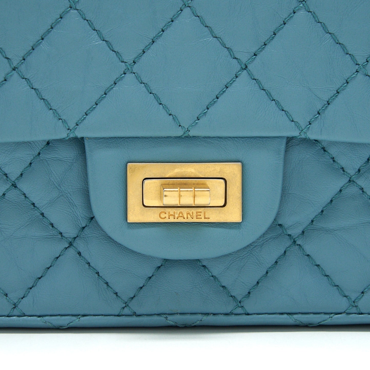 CHANEL MINI 2.55 REISSUE HANDBAG BLUE