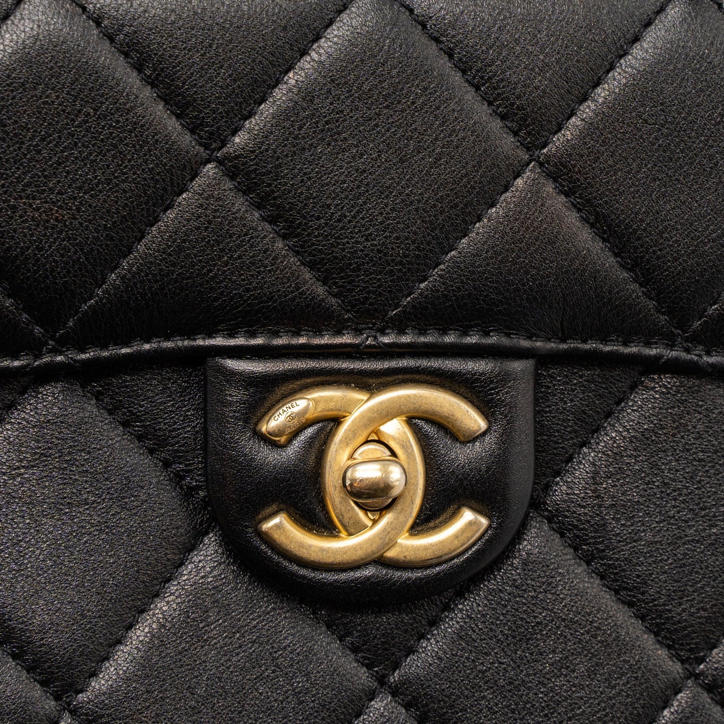 Chanel Messenger Bag Calfskin Black