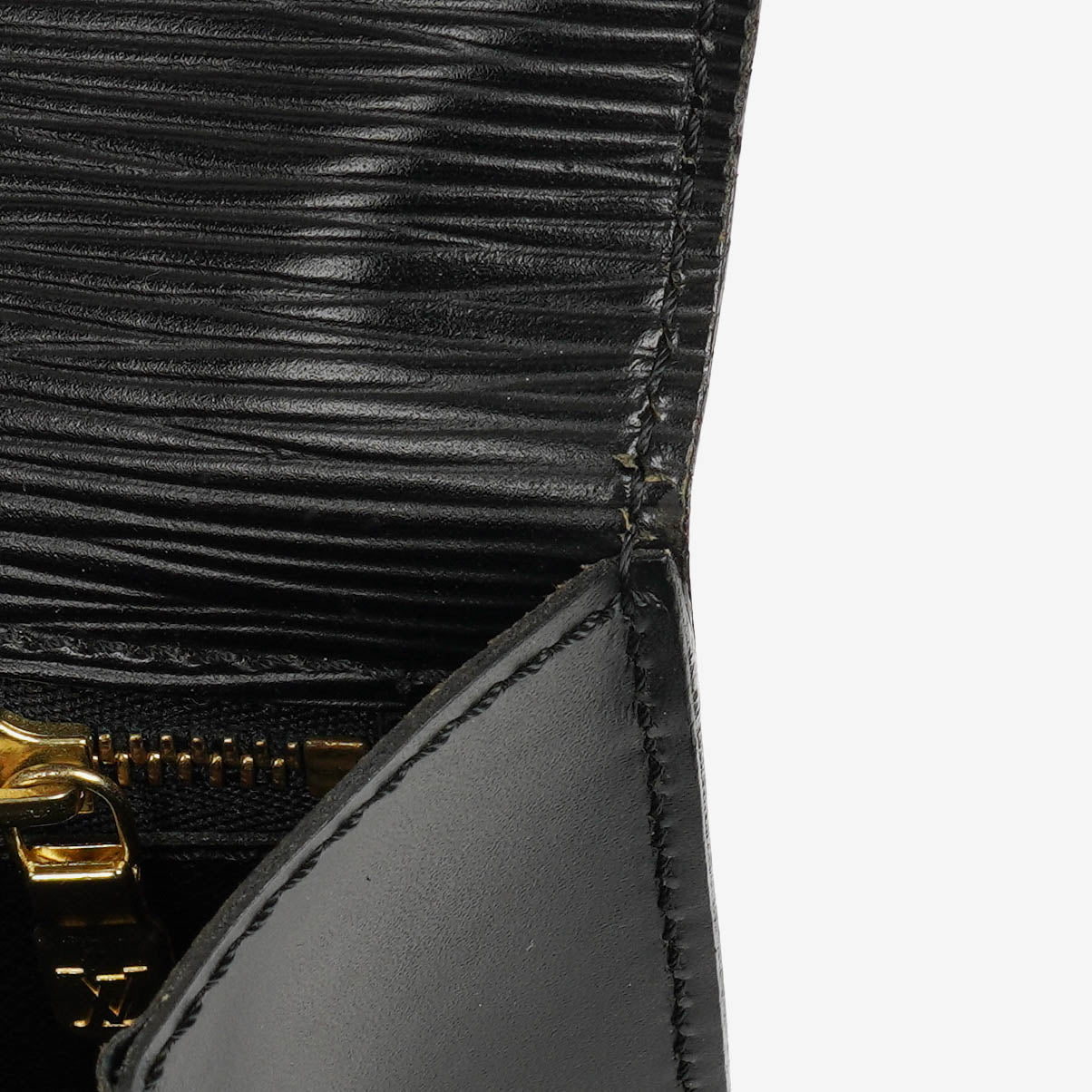 Louis Vuitton Pochette Sellier Dragonne Black EPI Leather Clutch Bag