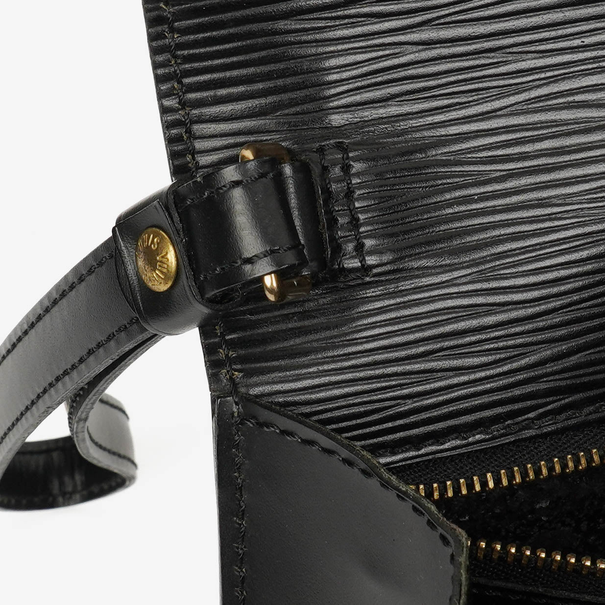 Louis Vuitton Pochette Sellier Dragonne Black EPI Leather Clutch Bag