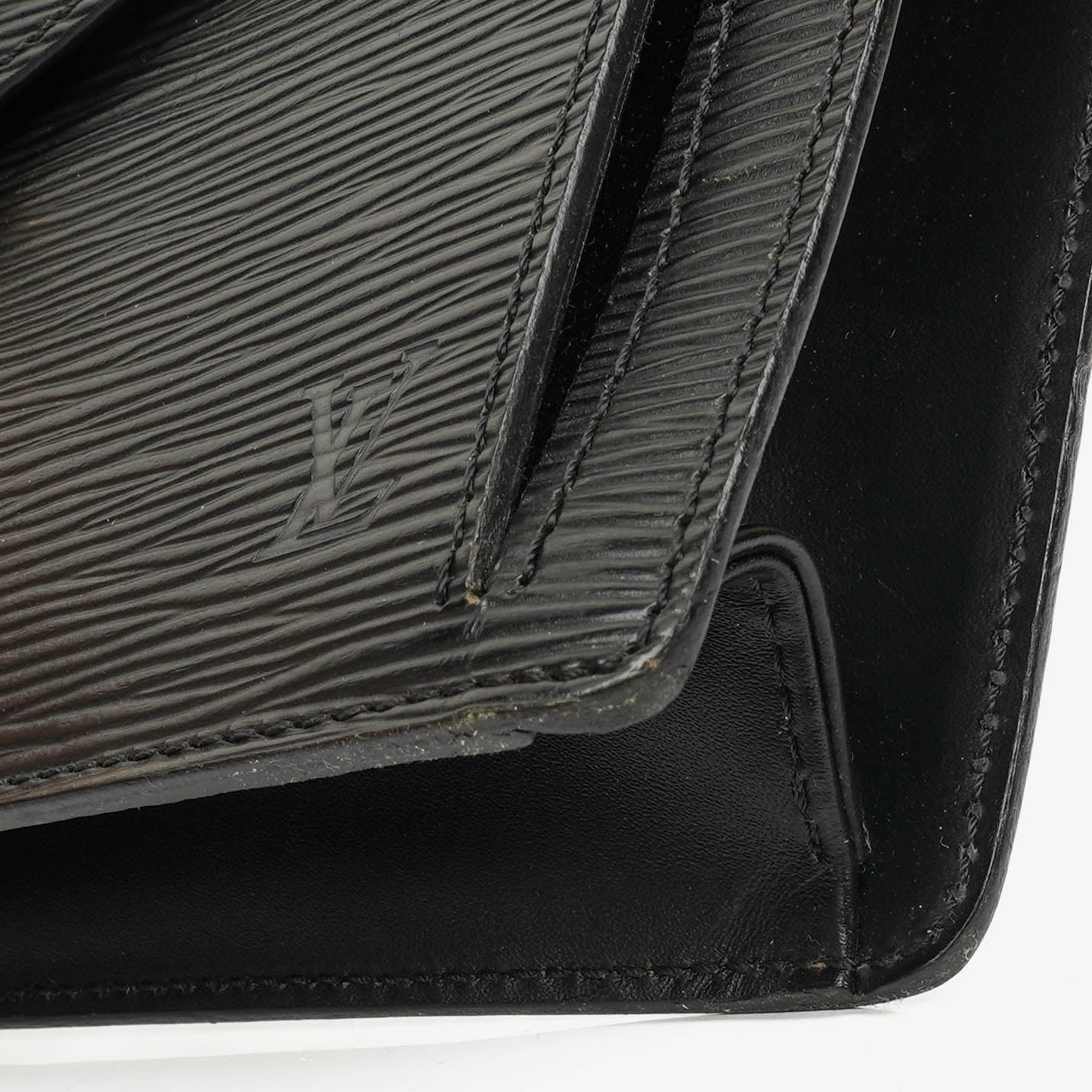 Louis Vuitton Pochette Sellier Dragonne Black EPI Leather Clutch Bag