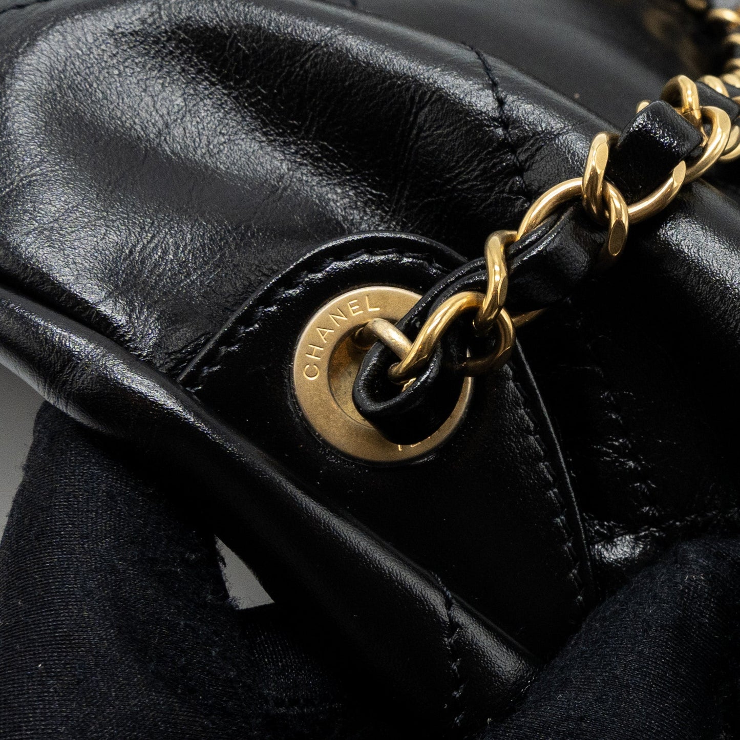 Chanel 22 Backpack Shiny Calfskin Black (Microchip)