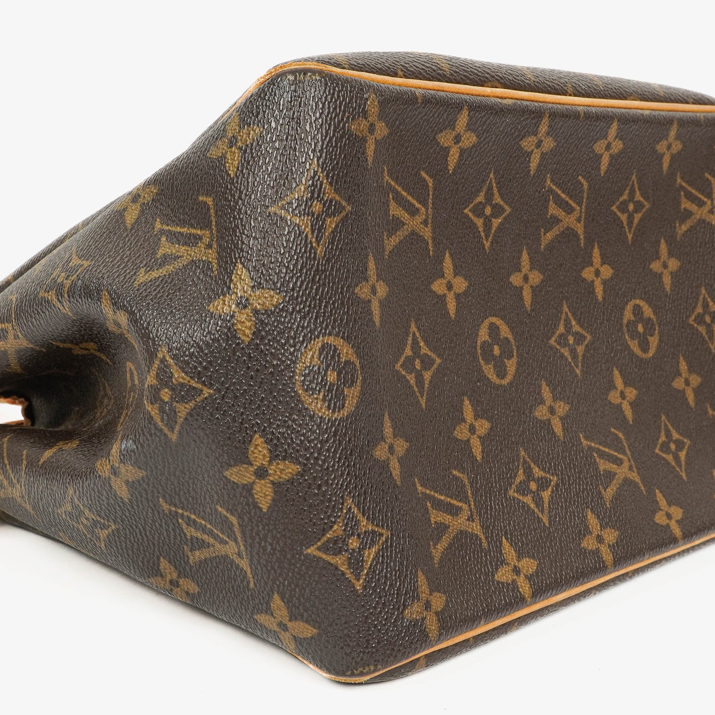 Louis Vuitton Batignolles Monogram Canvas Bag