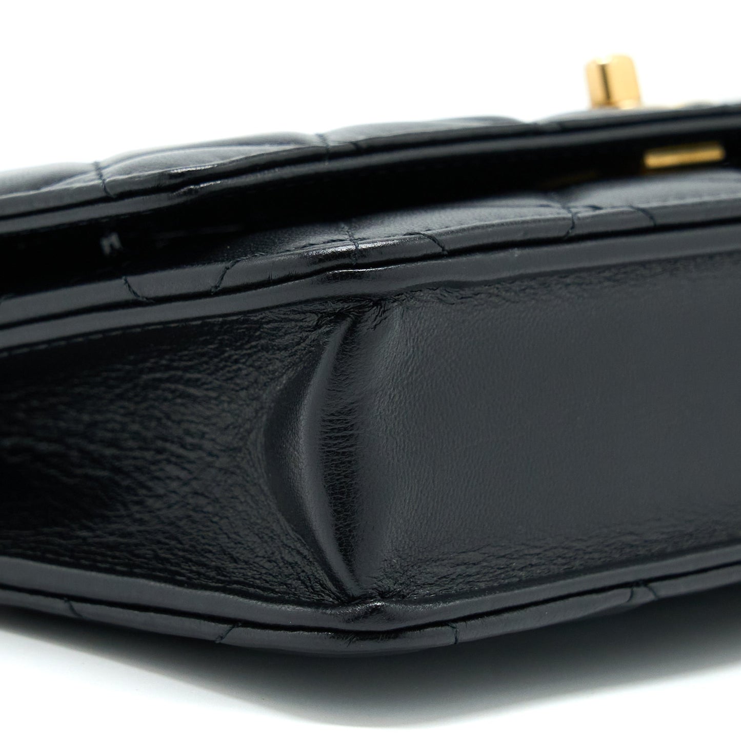 Chanel 21S Wallet On Chain With Pearl/CC logo Round Handle Lambskin Black Brushed