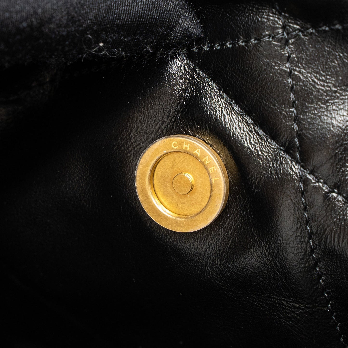 Chanel Small 22 Bag Shiny Calfskin Black  (Microchip)