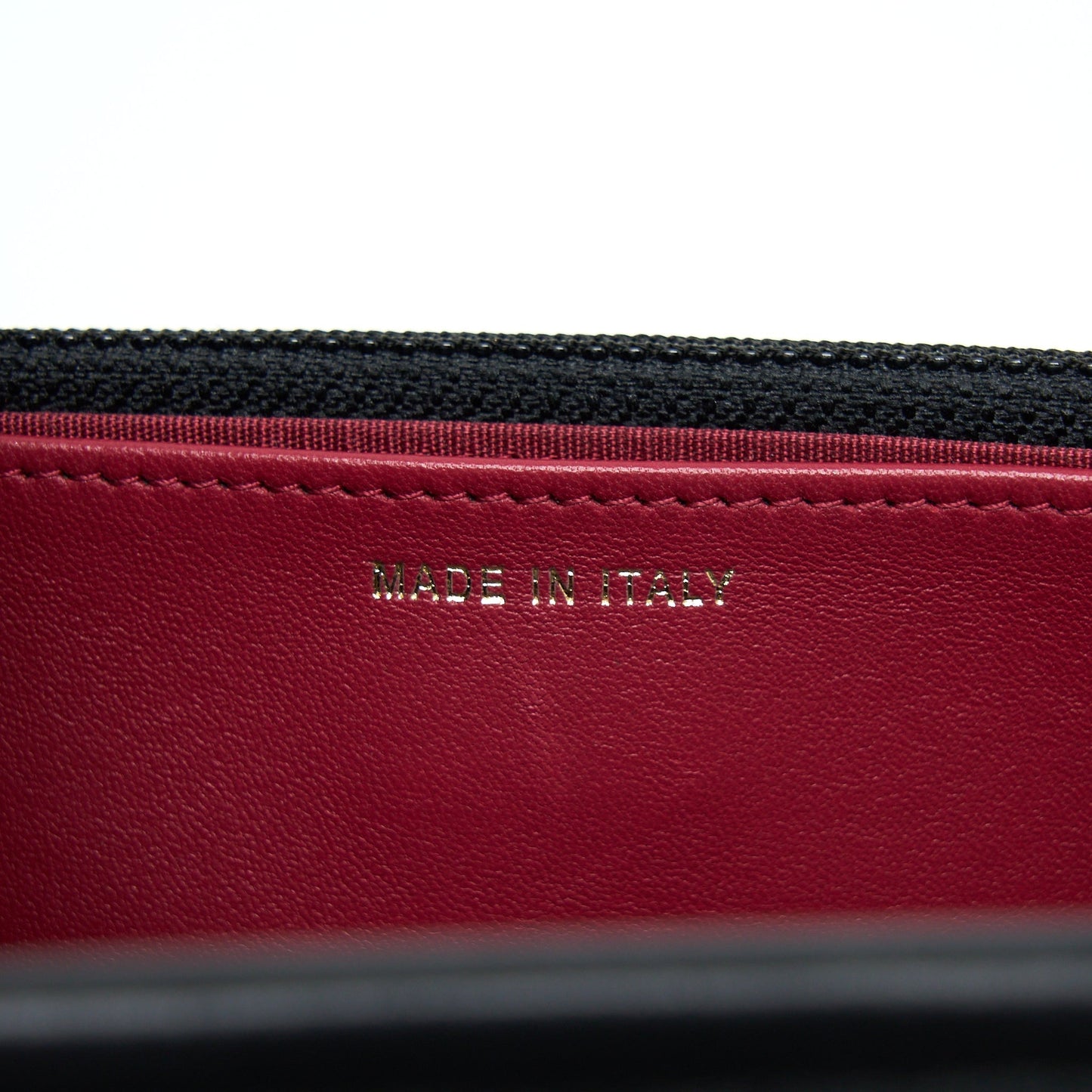 Chanel 21S Wallet On Chain With Pearl/CC logo Round Handle Lambskin Black Brushed