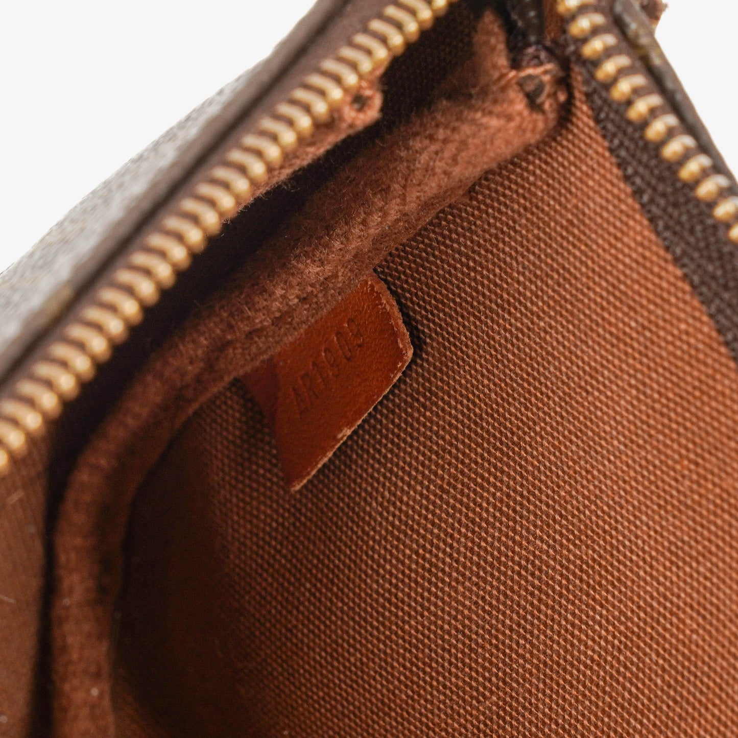 Louis Vuitton Pochette Accessoires Monogram Canvas Clutch Handbag