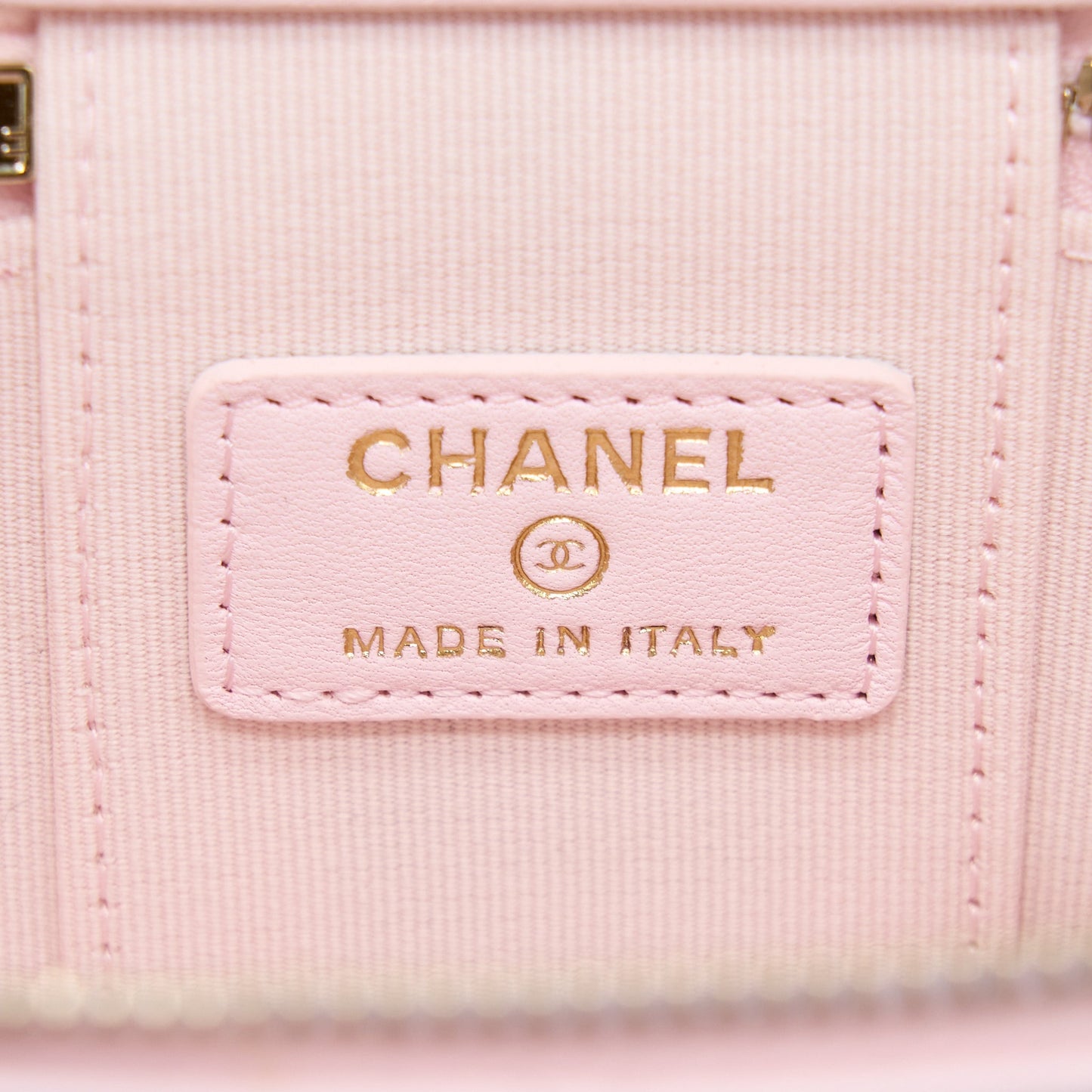 Chanel Top Handle Mini Vanity Lambskin Pink L