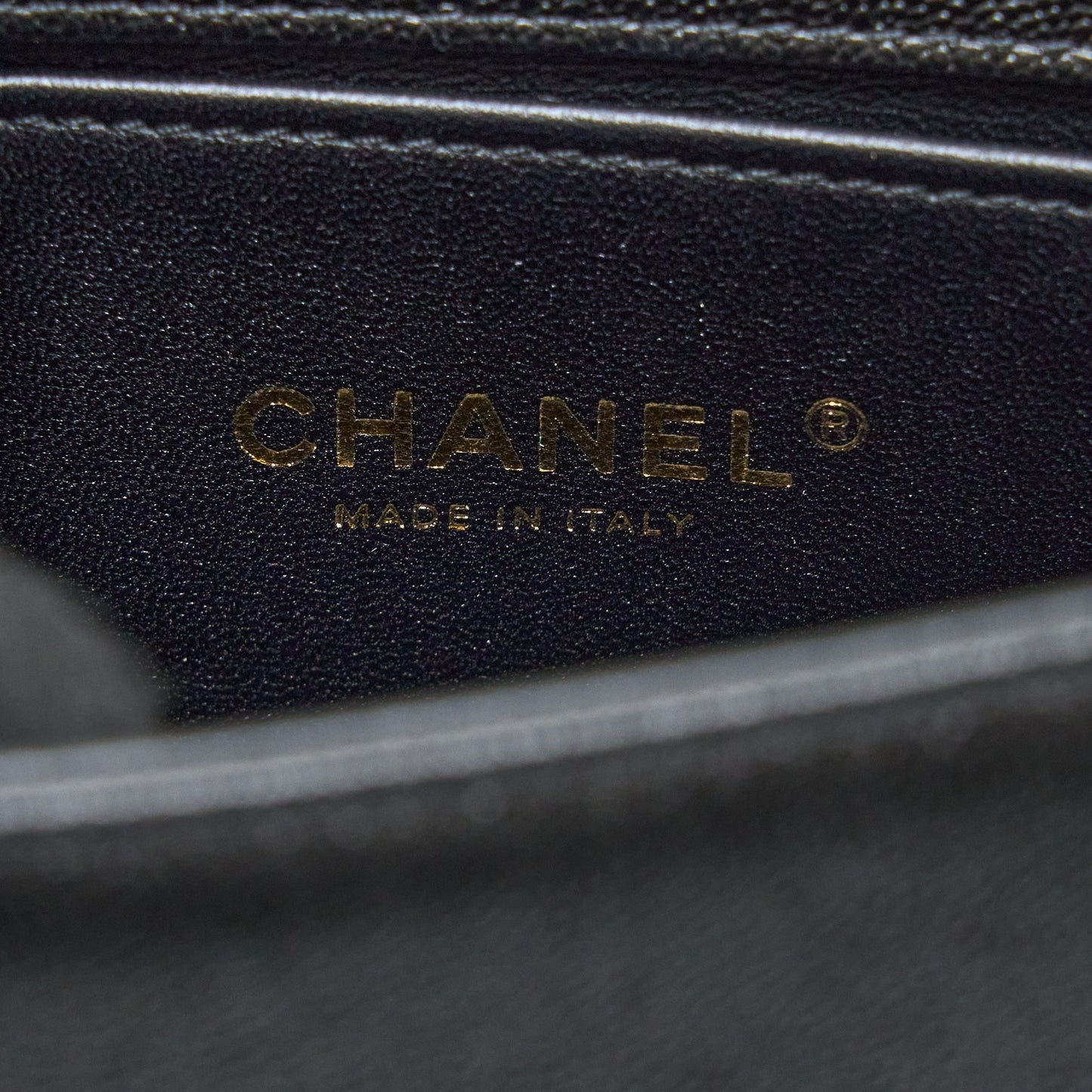 Chanel Mini Boy Bag Calfskin Black L (Microchip)
