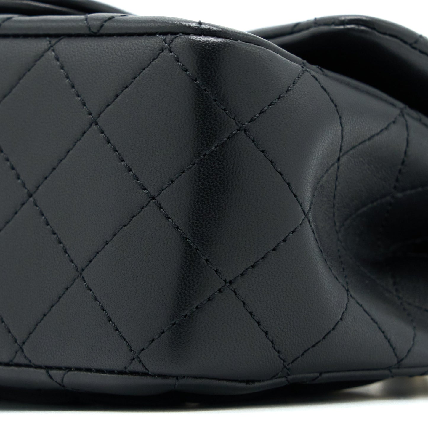 Chanel 23C Pearl Crush Mini Square Flap Bag Lambskin Black L (Microchip)