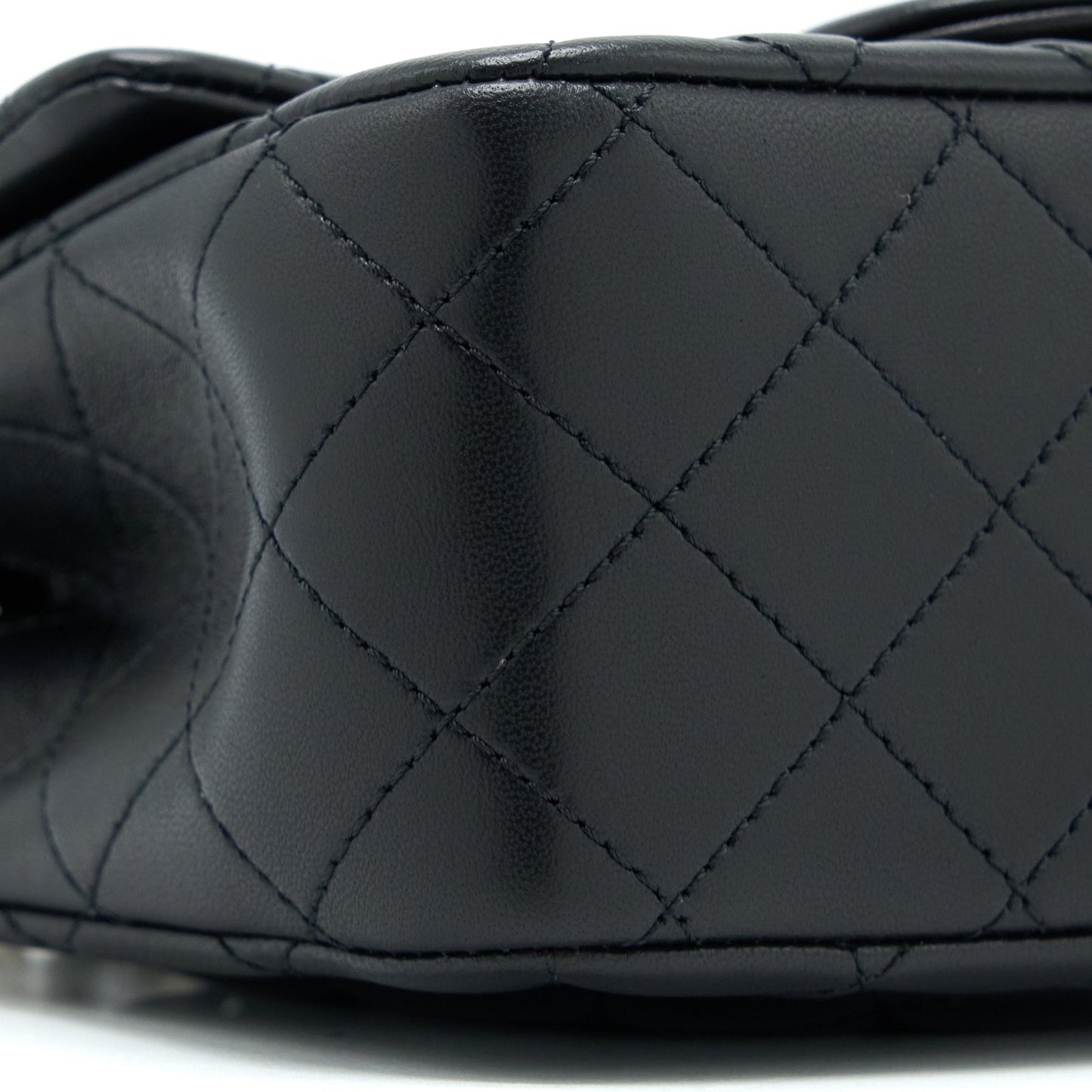 Chanel 23C Pearl Crush Mini Square Flap Bag Lambskin Black L (Microchip)