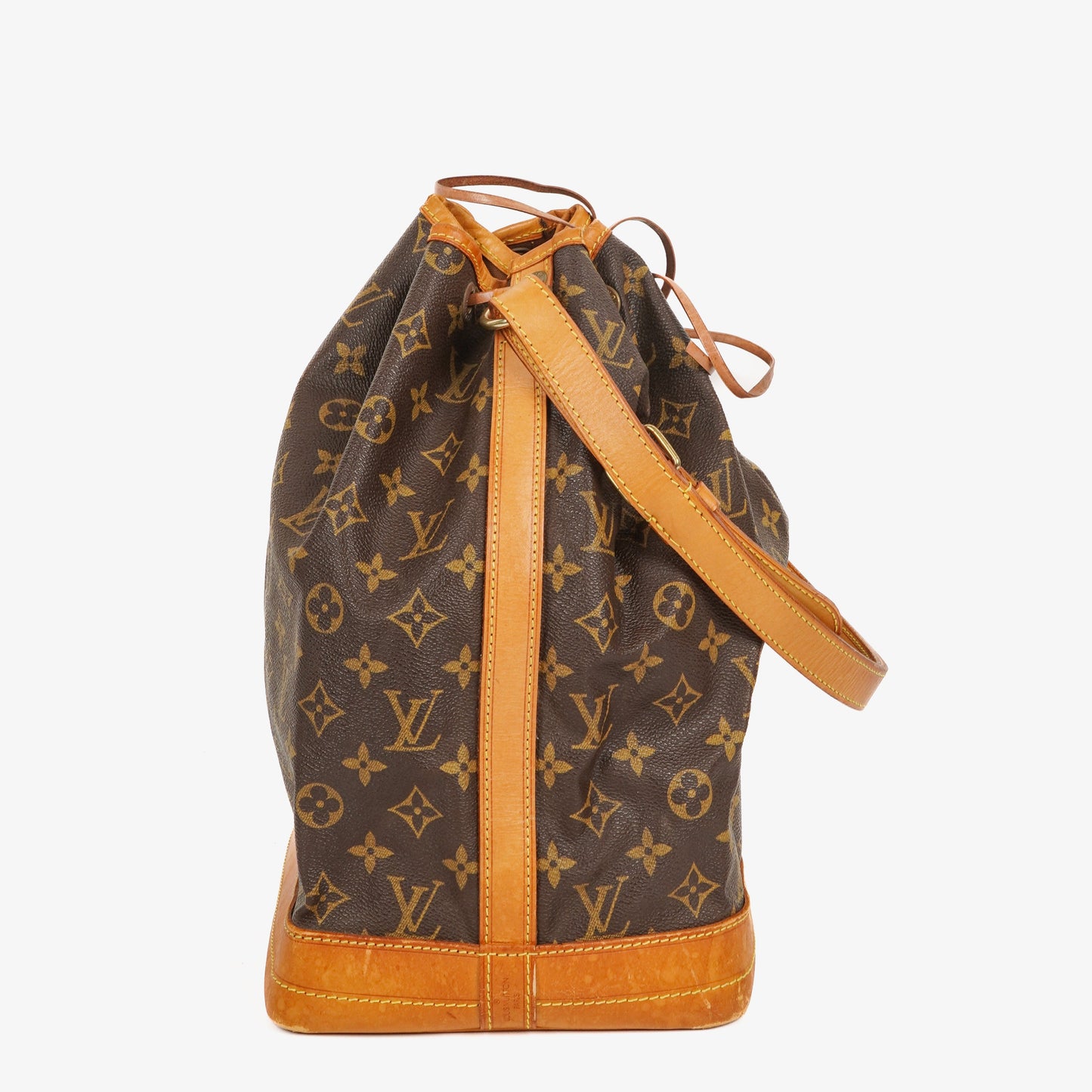 Louis Vuitton Noe Grande GM Monogram Canvas Shoulder Bag