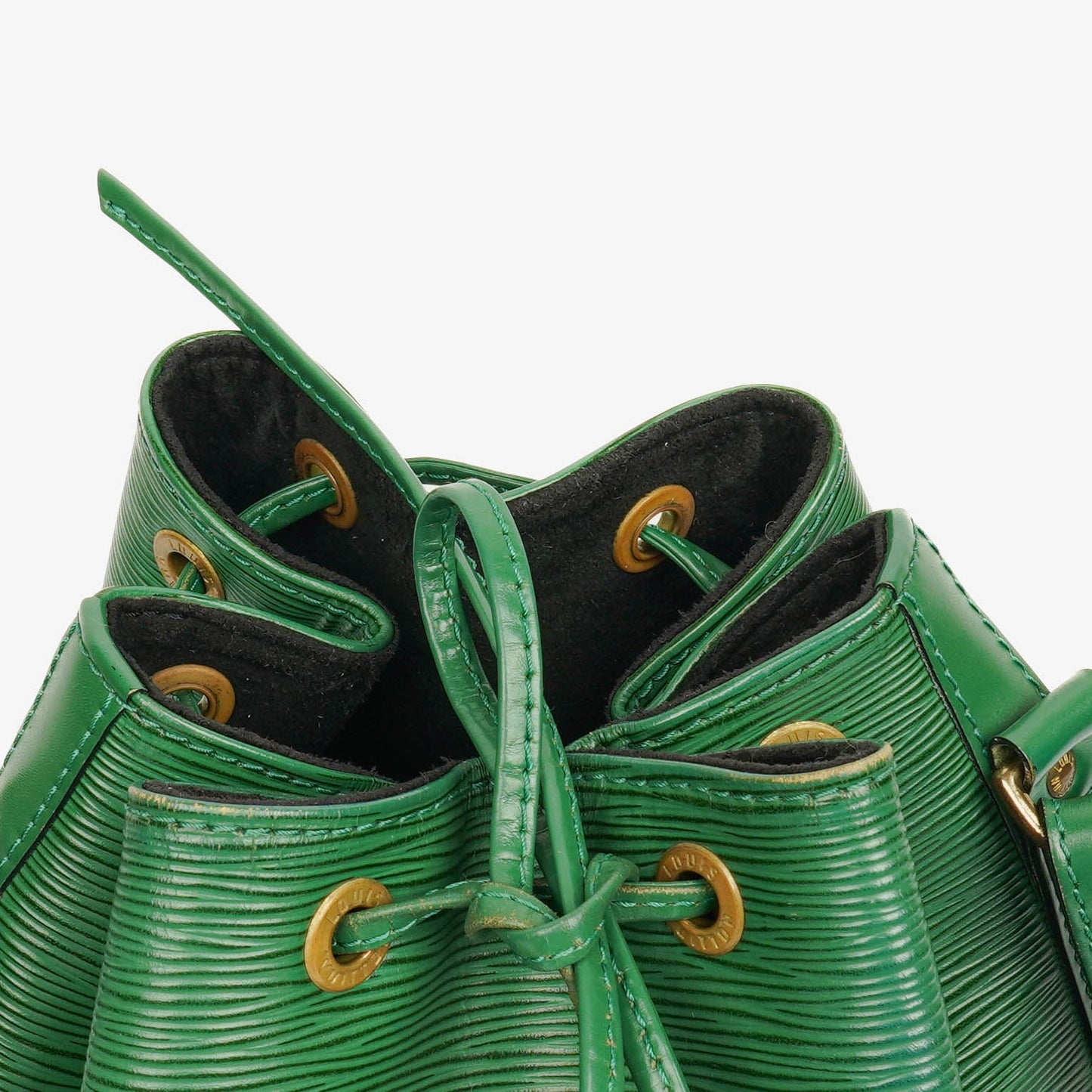 Authentic Louis Vuitton Noe Grande GM Green Epi Leather Shoulder Bag