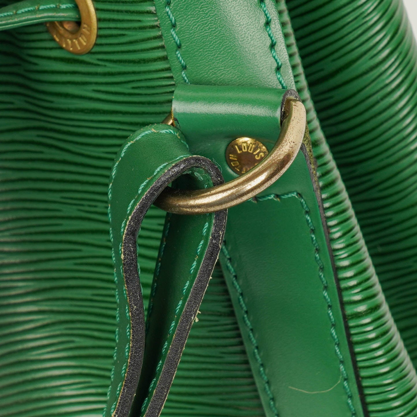 Authentic Louis Vuitton Noe Grande GM Green Epi Leather Shoulder Bag